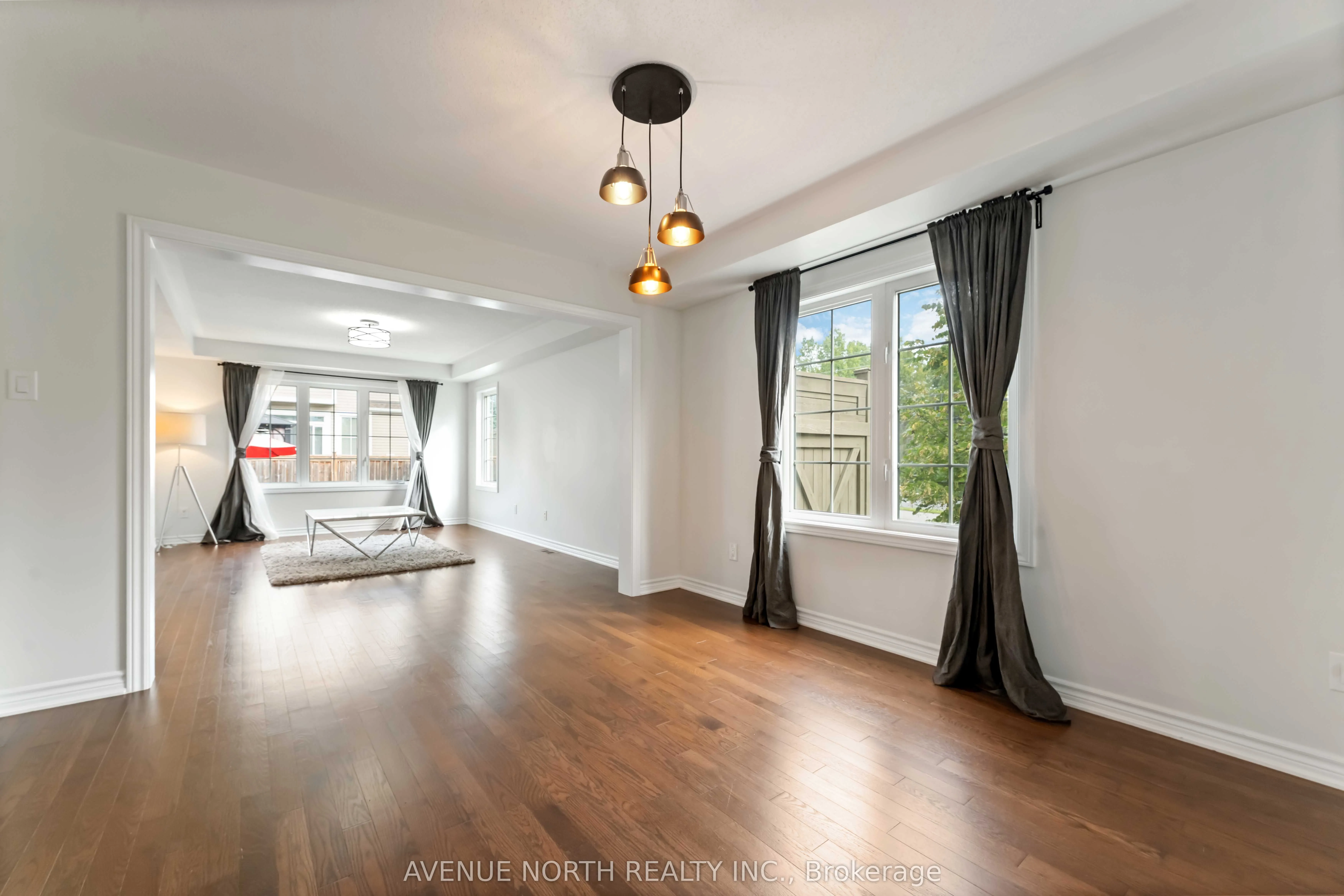 563 Foxlight Circle