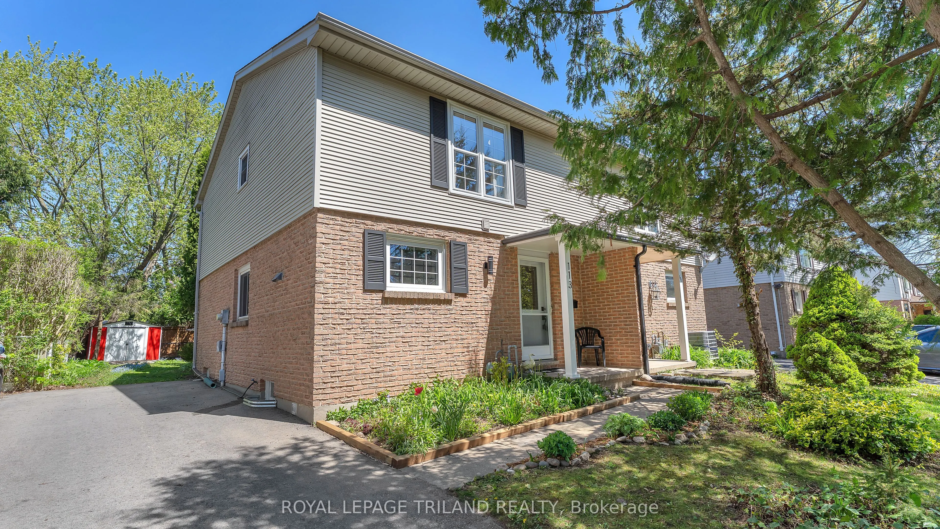 113 Monmore Road