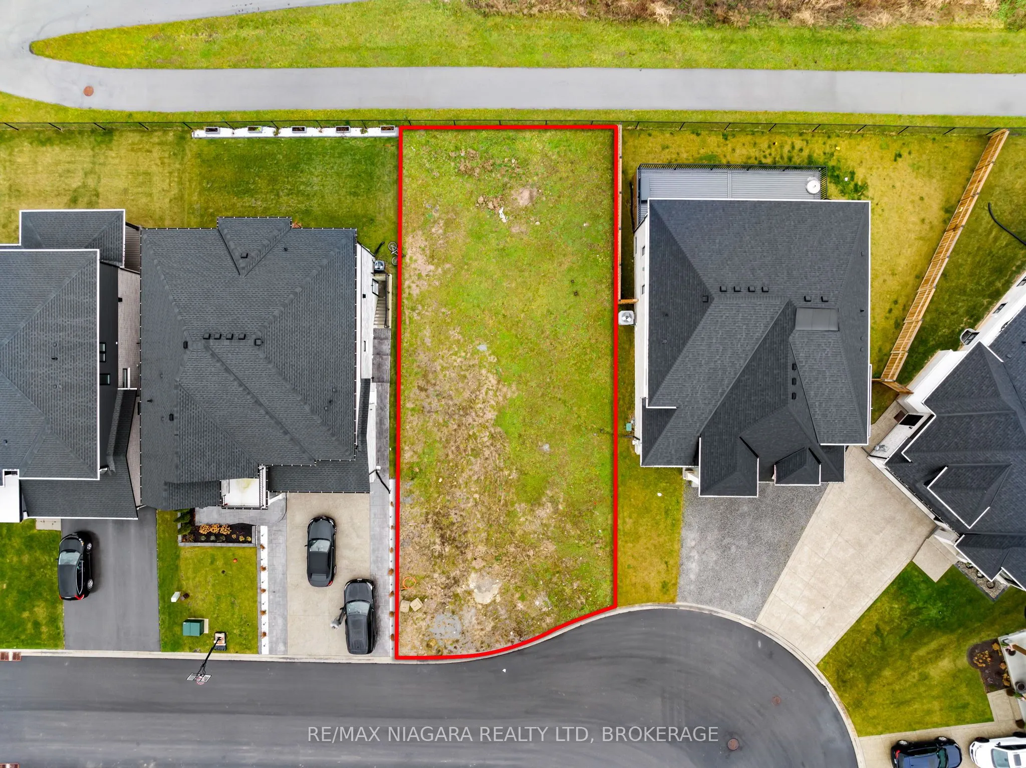7521 Sherrilee Crescent