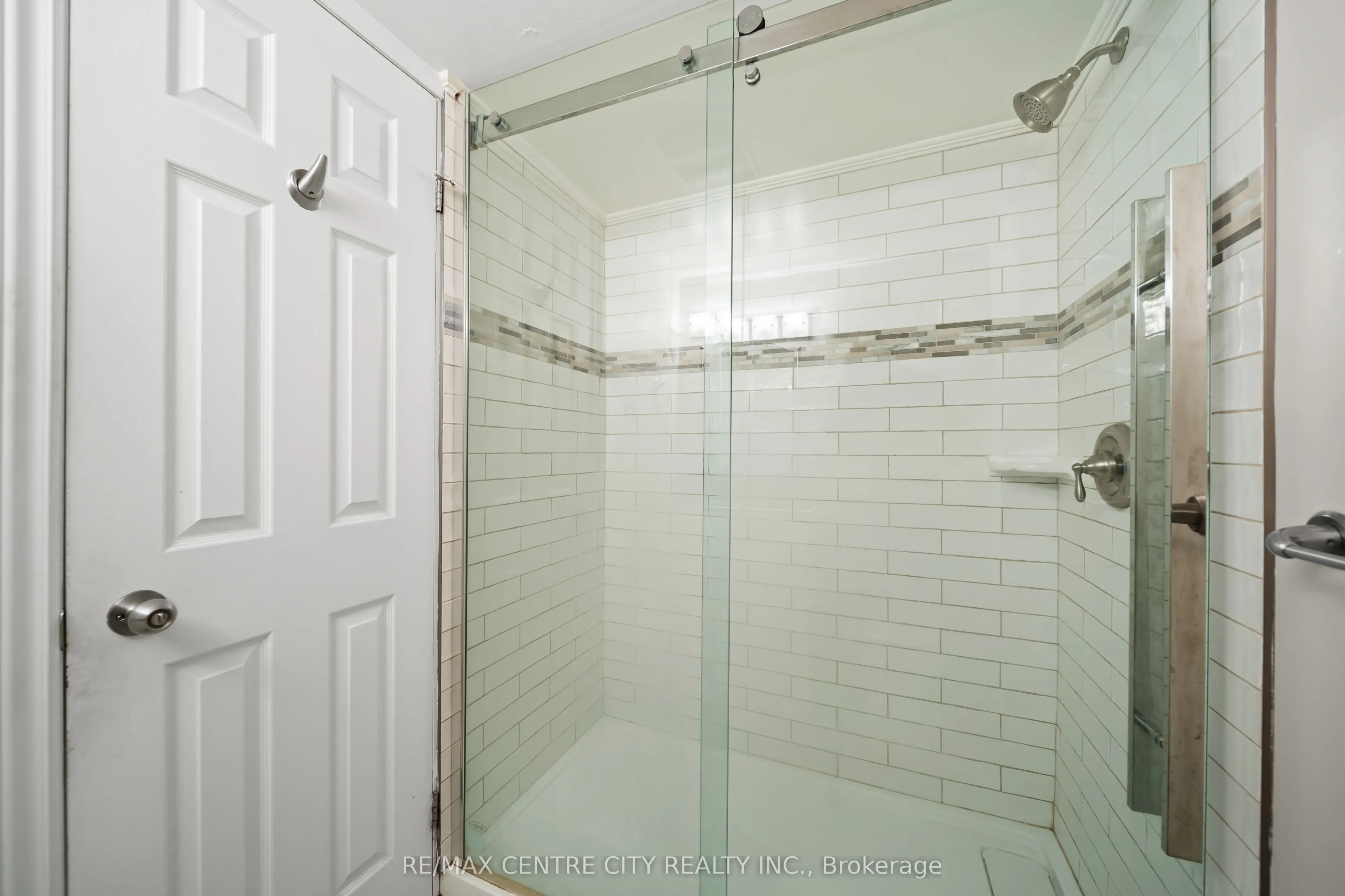 363 Colborne Street, #1603
