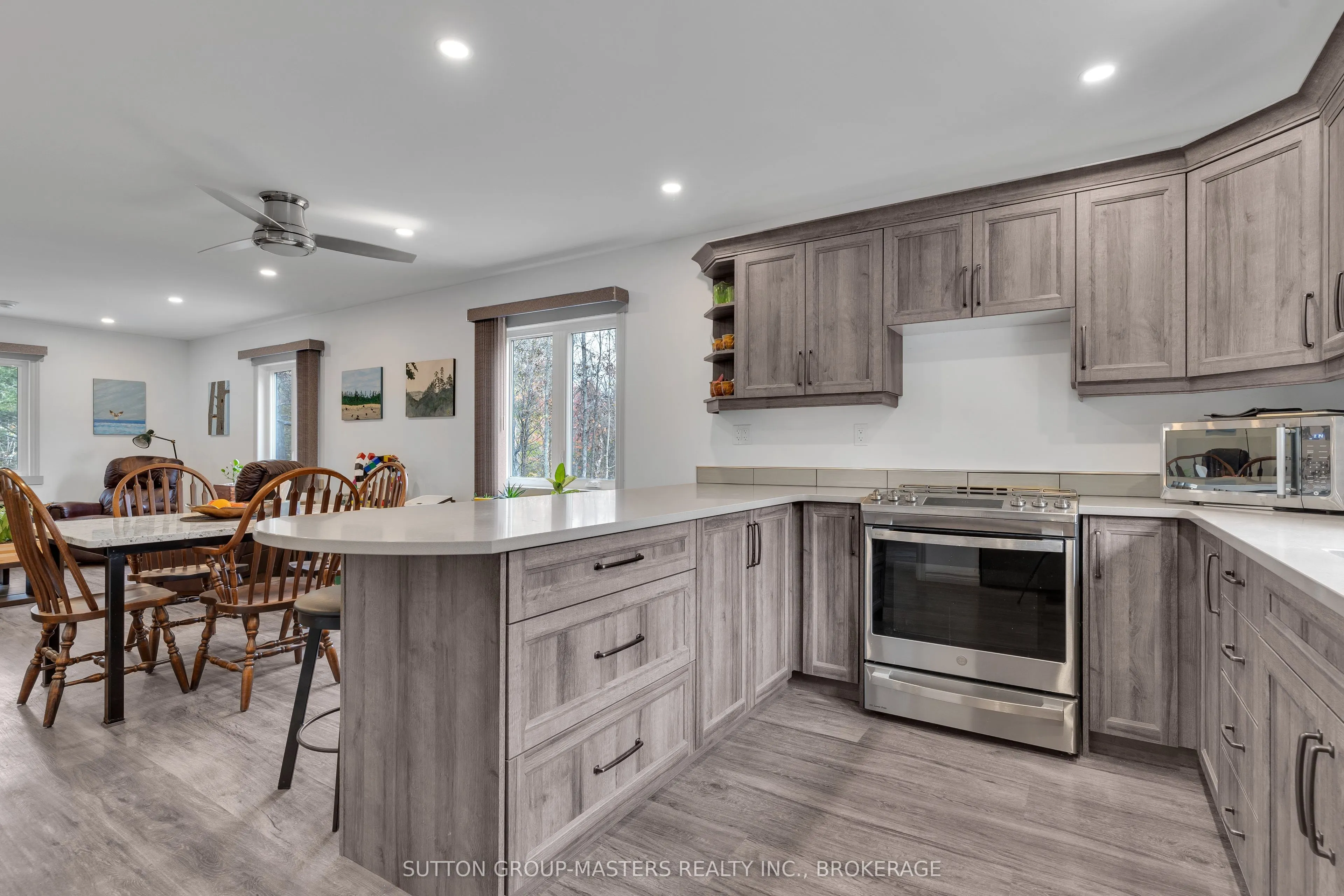 6179 North Shore Road