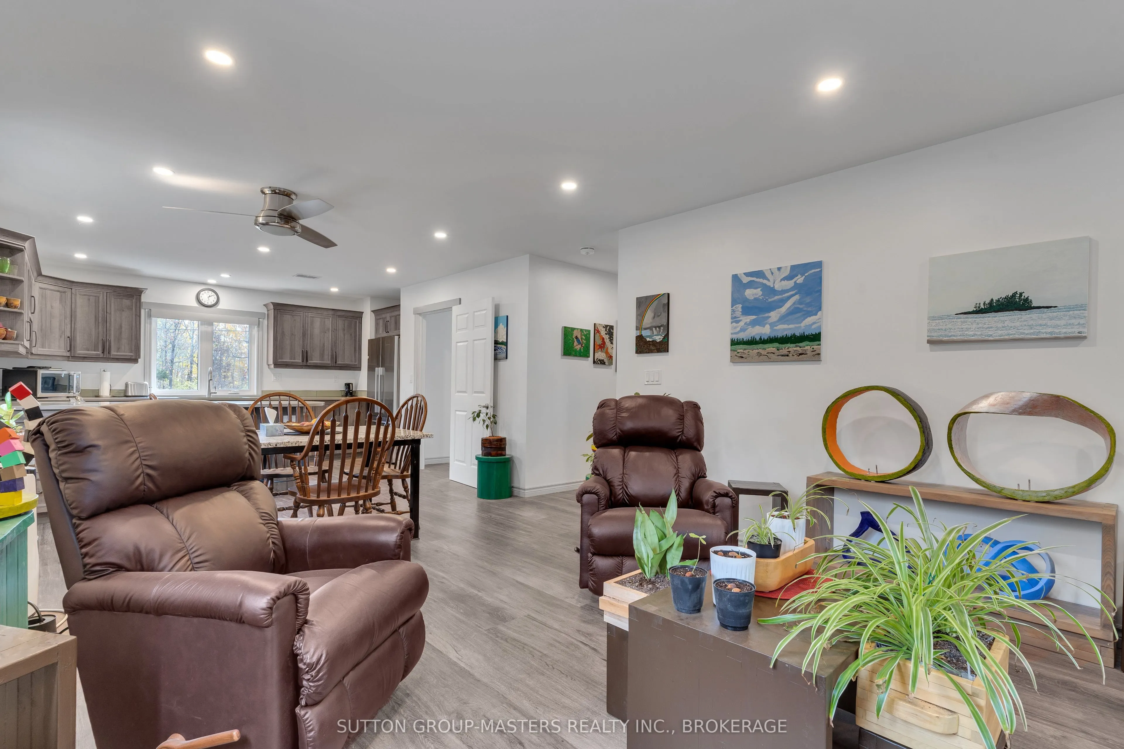 6179 North Shore Road