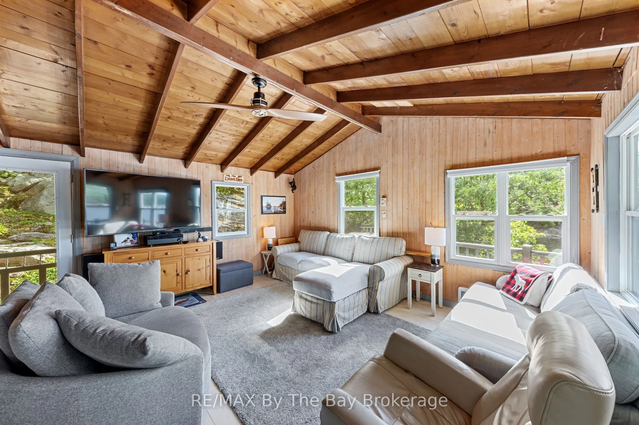 18588 Georgian Bay Shore