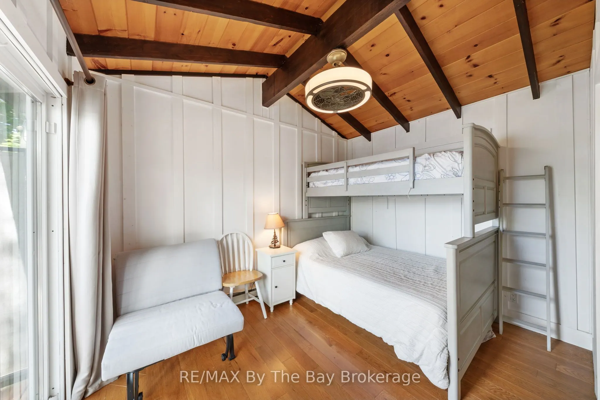 18588 Georgian Bay Shore