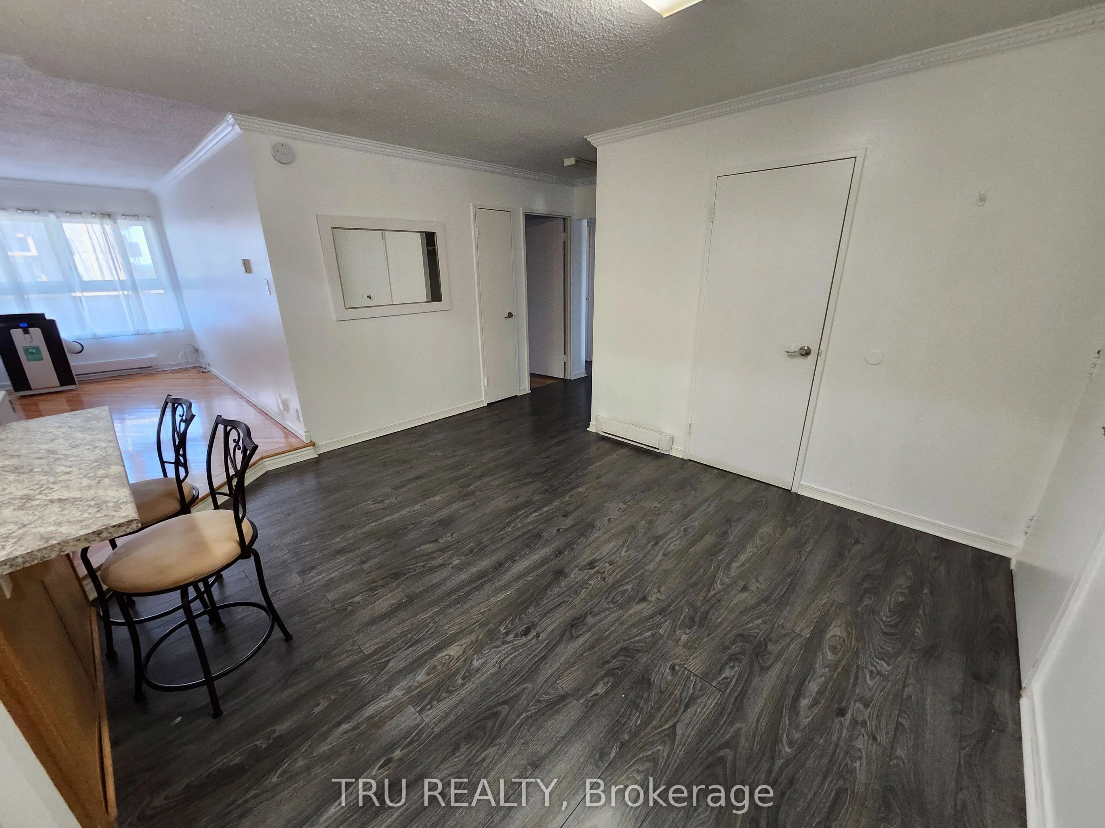 158C McArthur Avenue, #1606