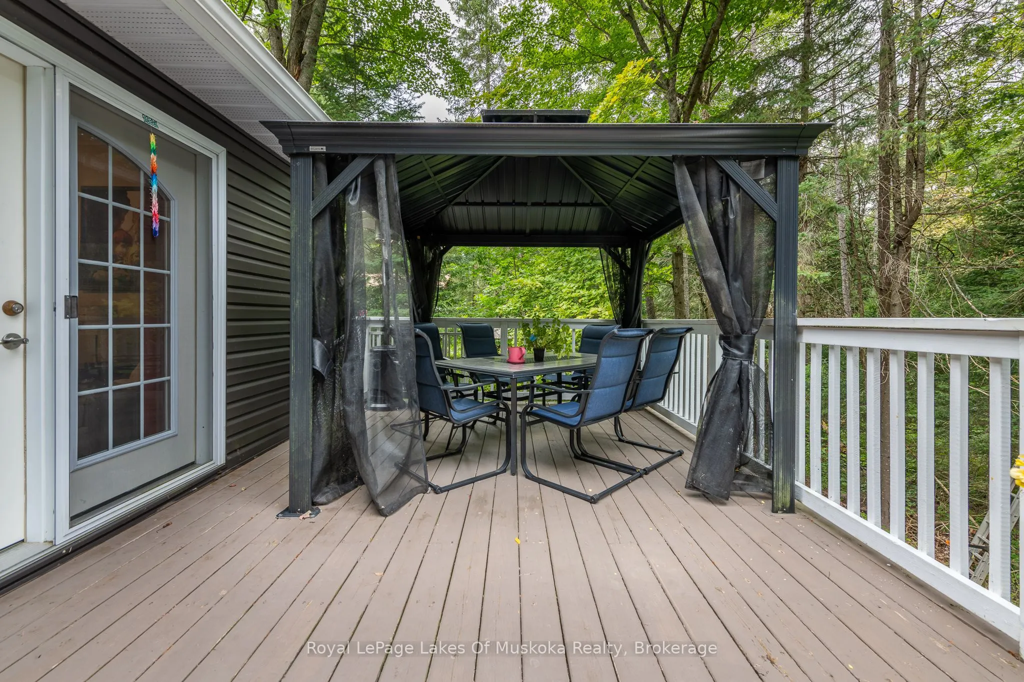 1588 Skyline Drive