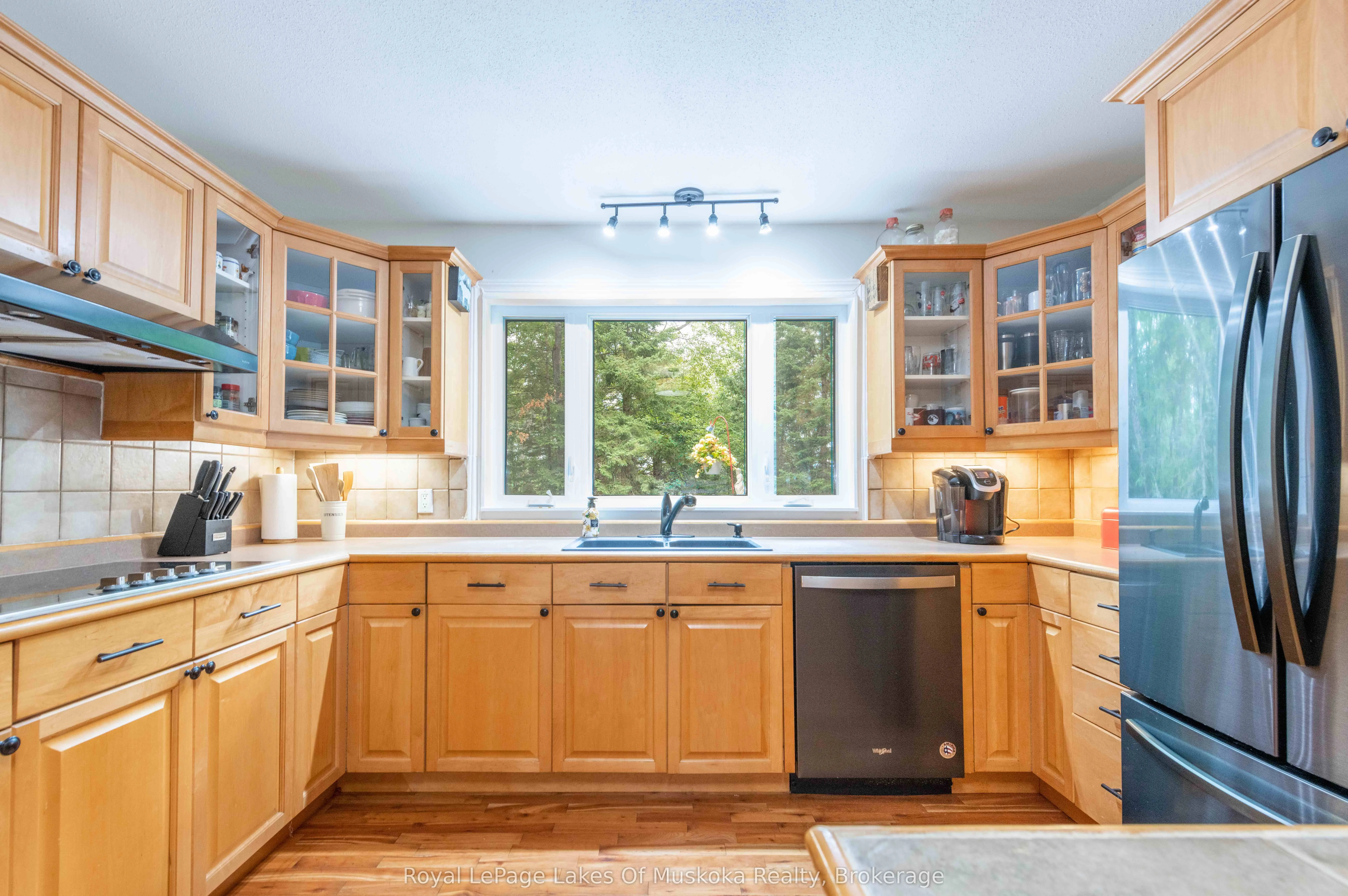 1588 Skyline Drive