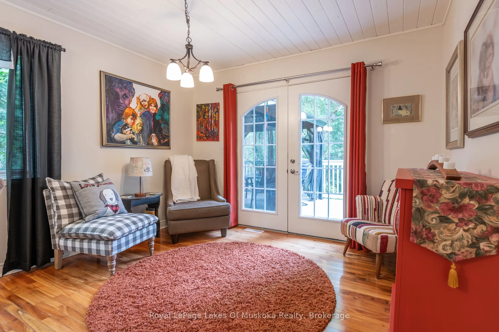 1588 Skyline Drive