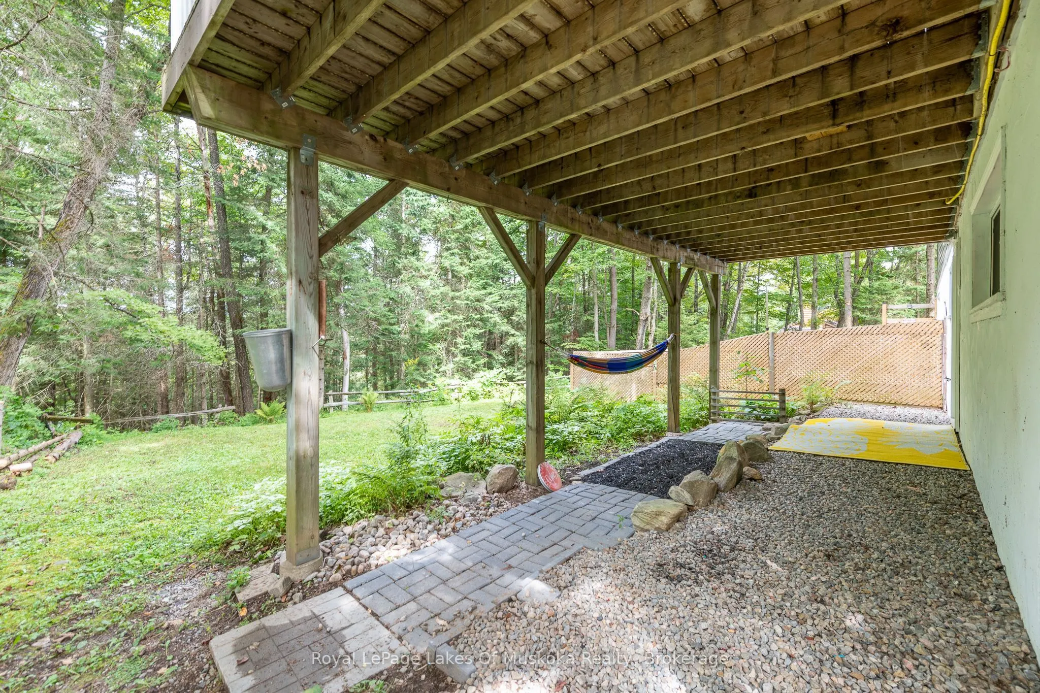 1588 Skyline Drive
