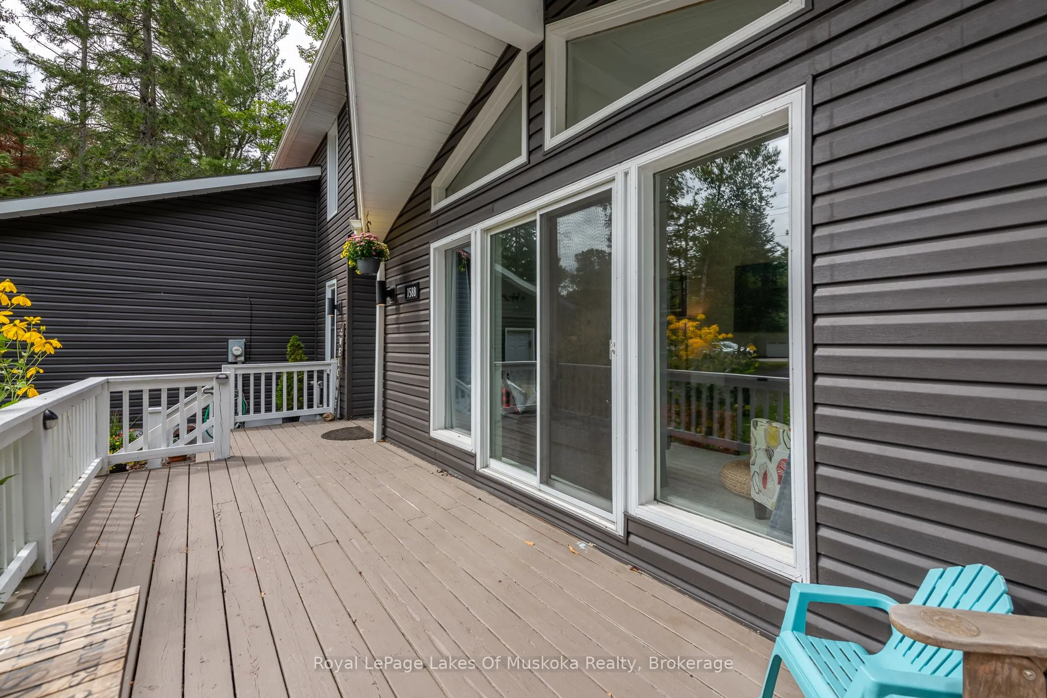 1588 Skyline Drive