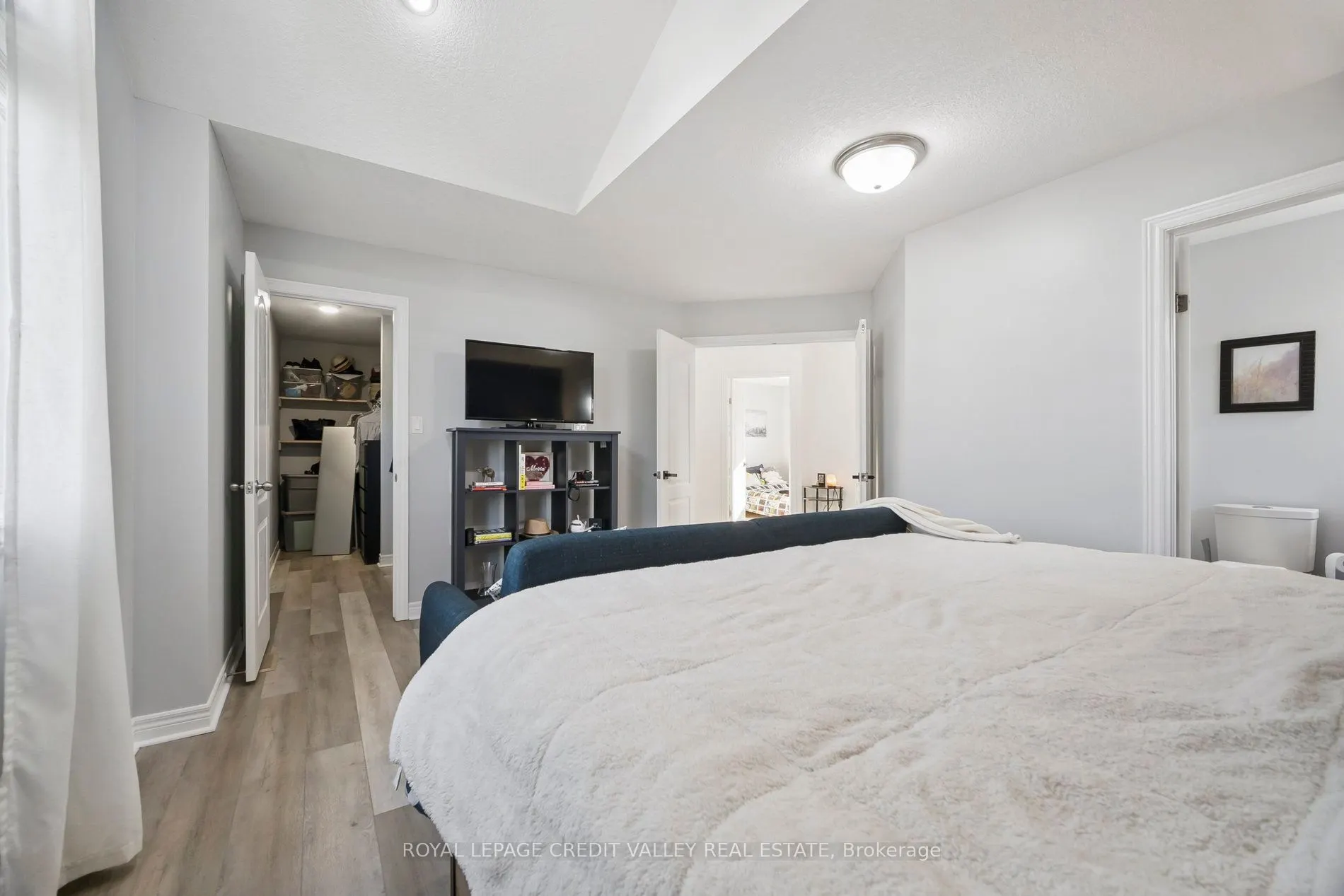 9 Peach Tree Boulevard