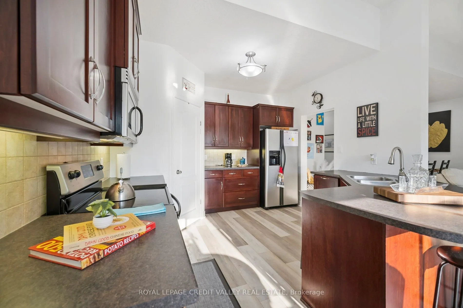 9 Peach Tree Boulevard