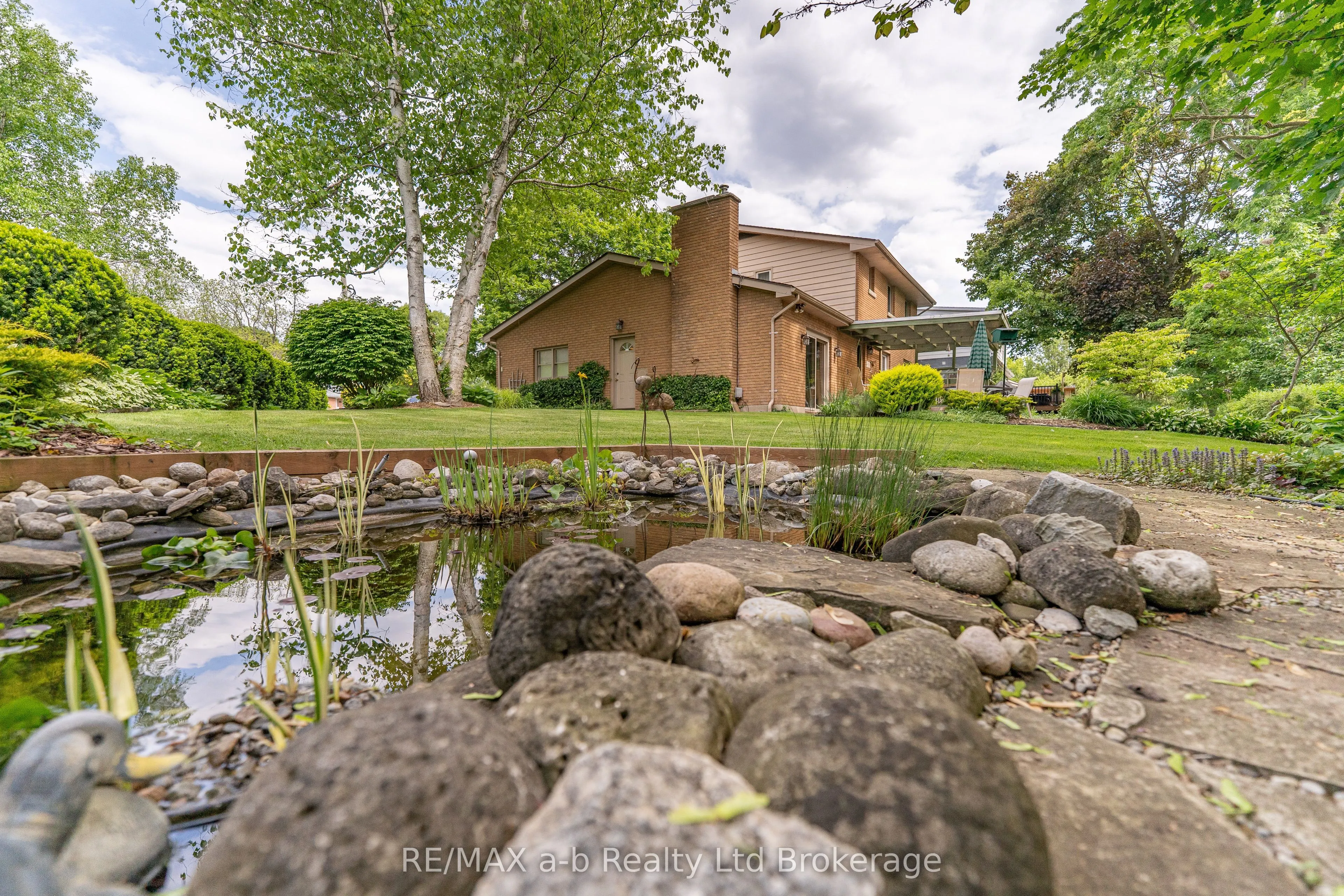 41 Parkwood Drive