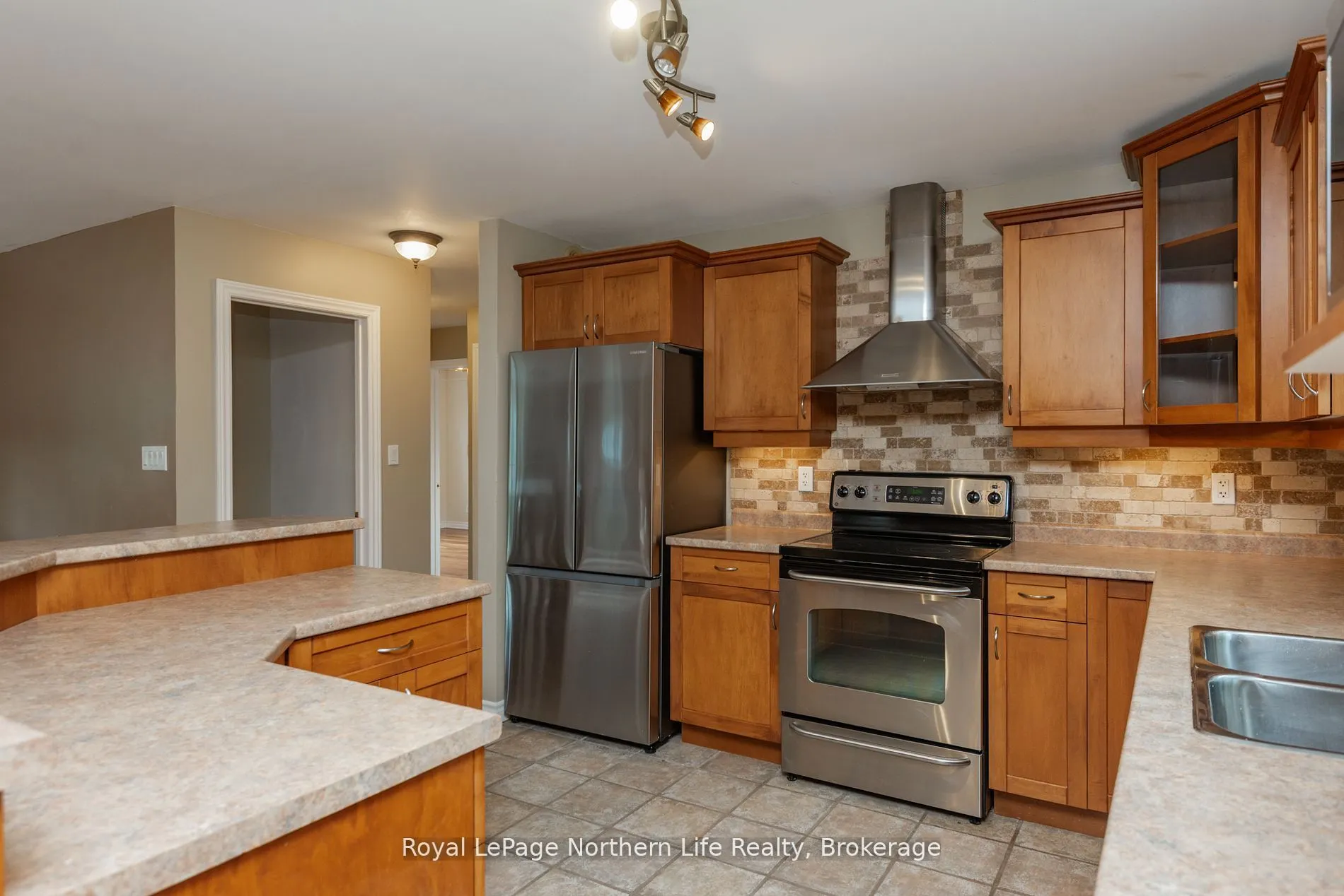 293 Osprey Crescent