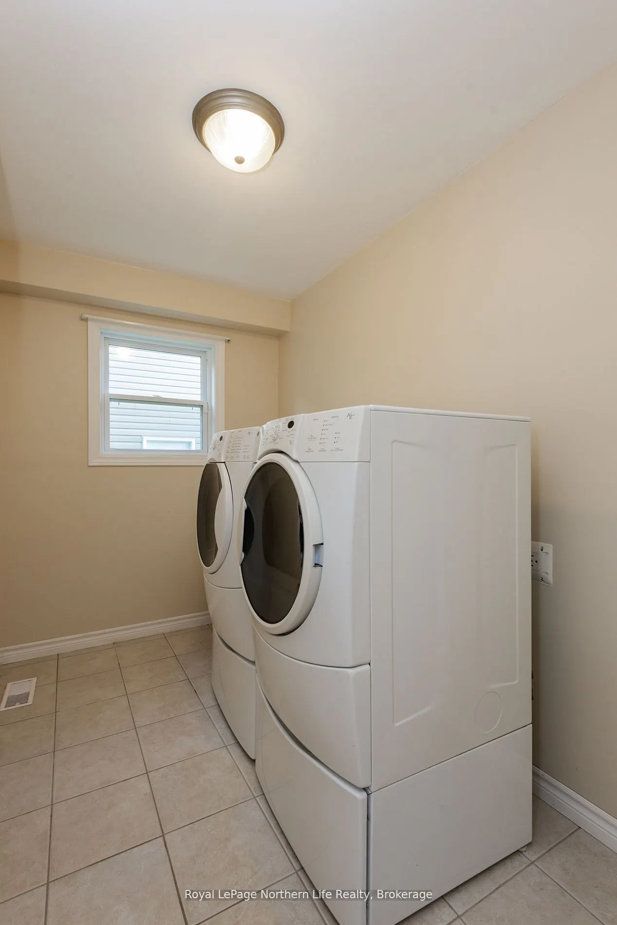 293 Osprey Crescent