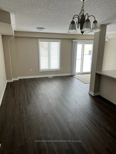 116 Laguna Village Crescent