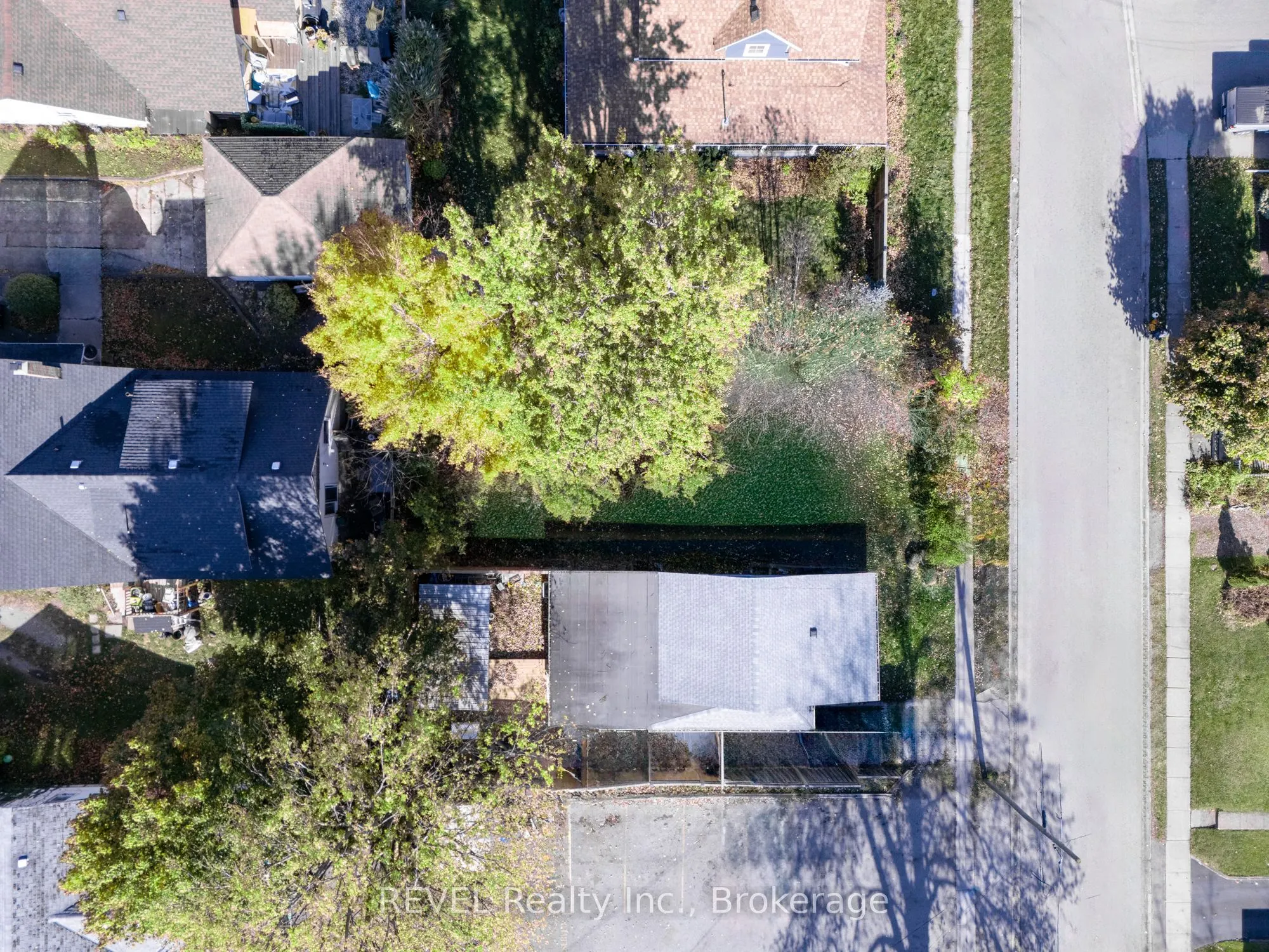 405 Oxford Avenue