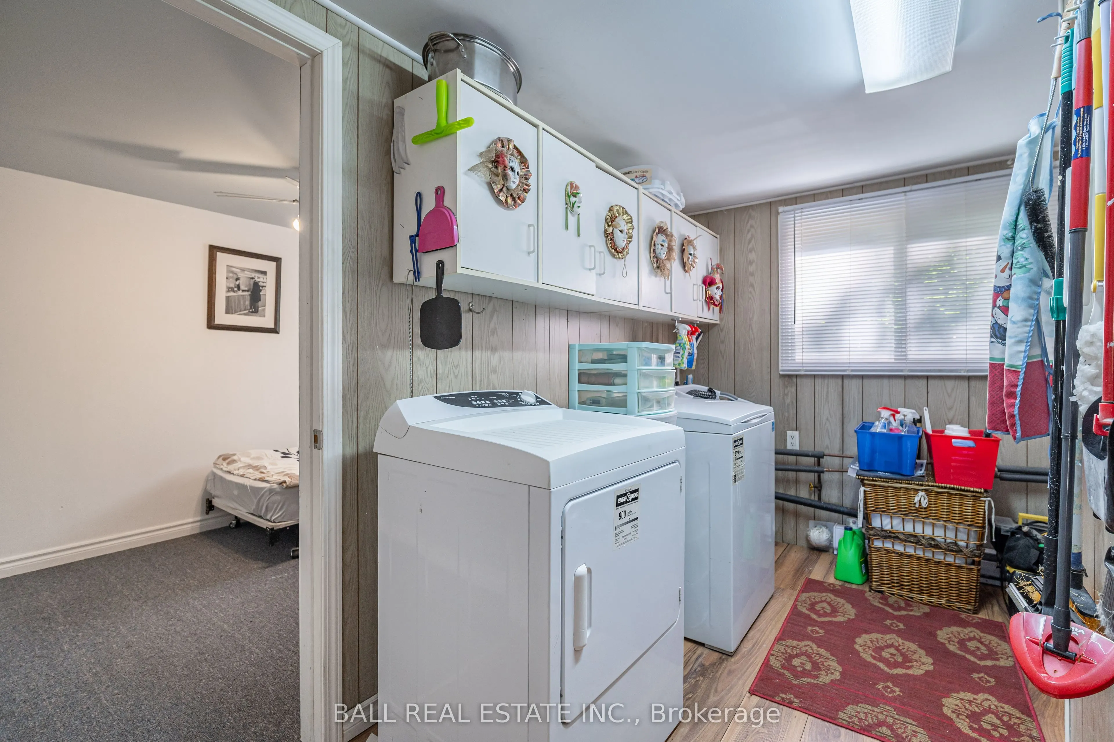 21 Cedar Bay Road N