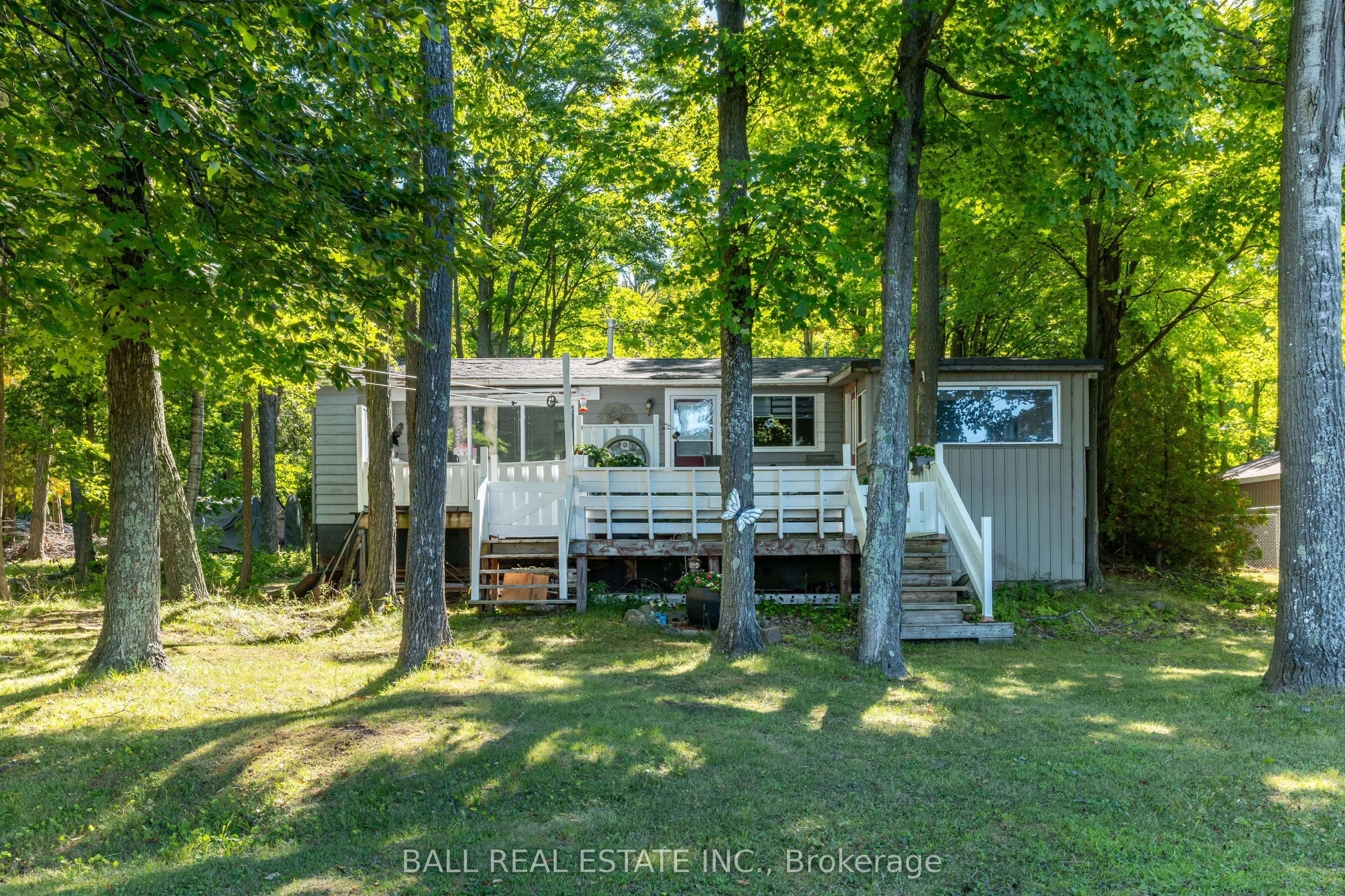 21 Cedar Bay Road N