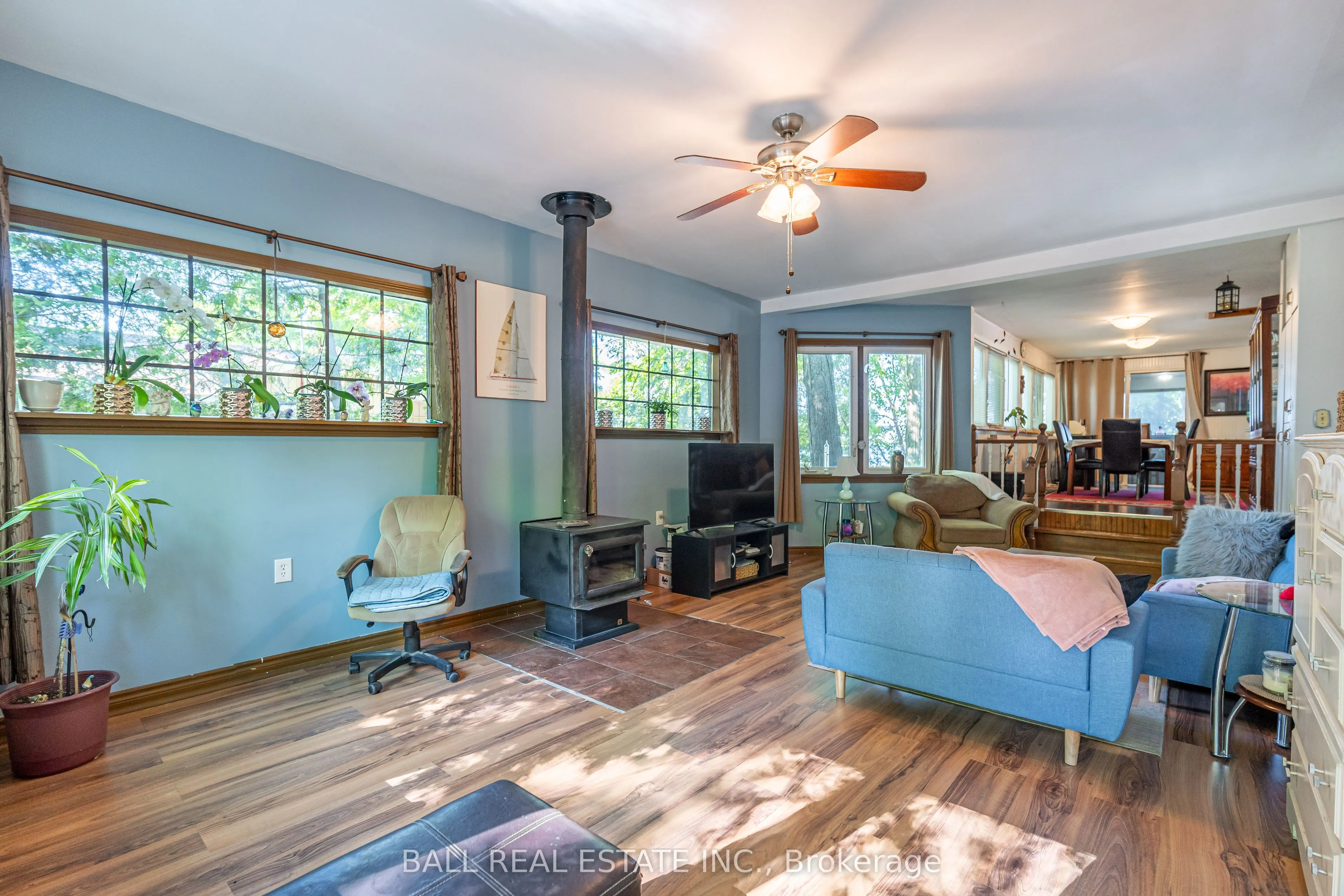 21 Cedar Bay Road N