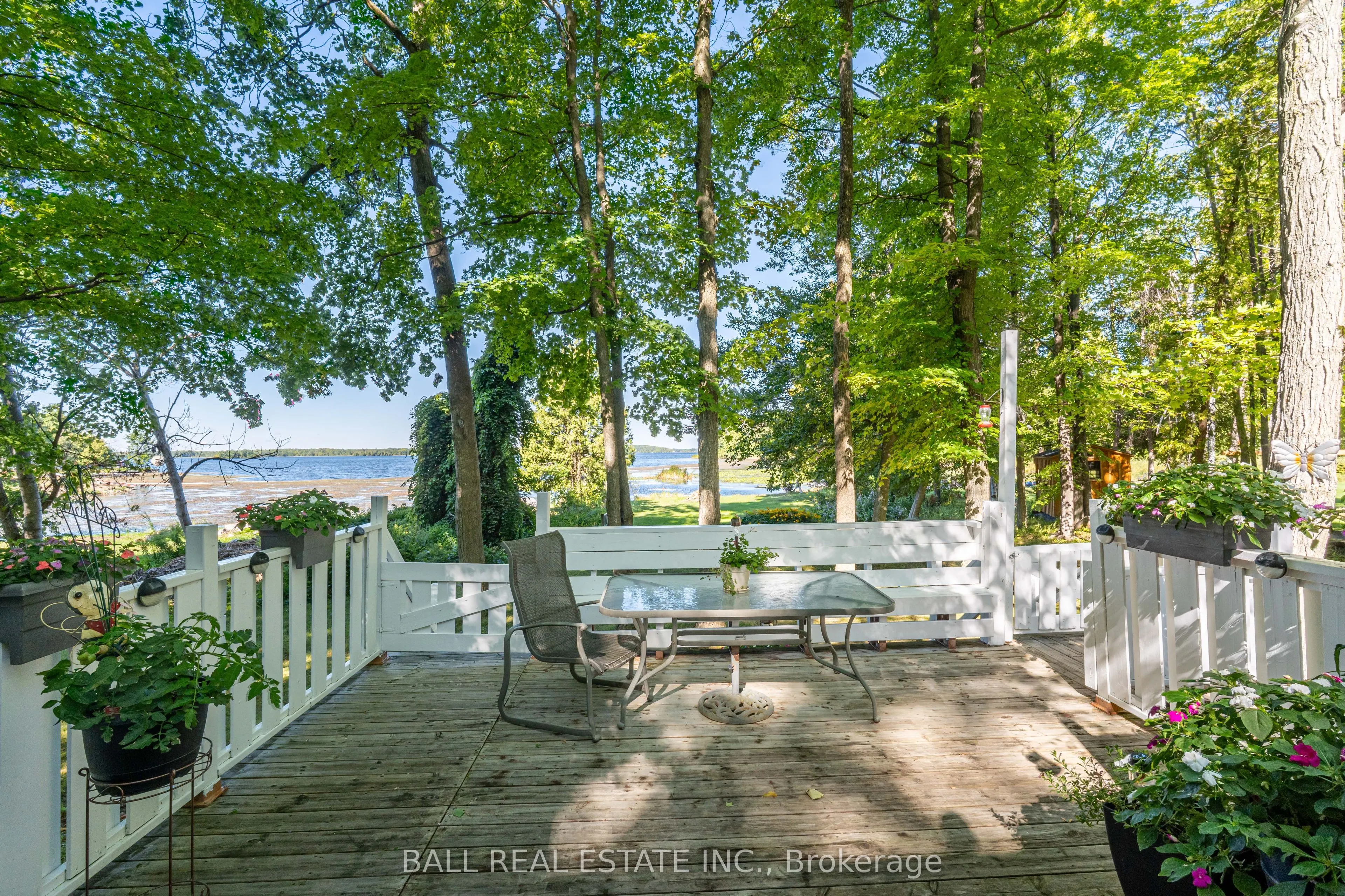 21 Cedar Bay Road N