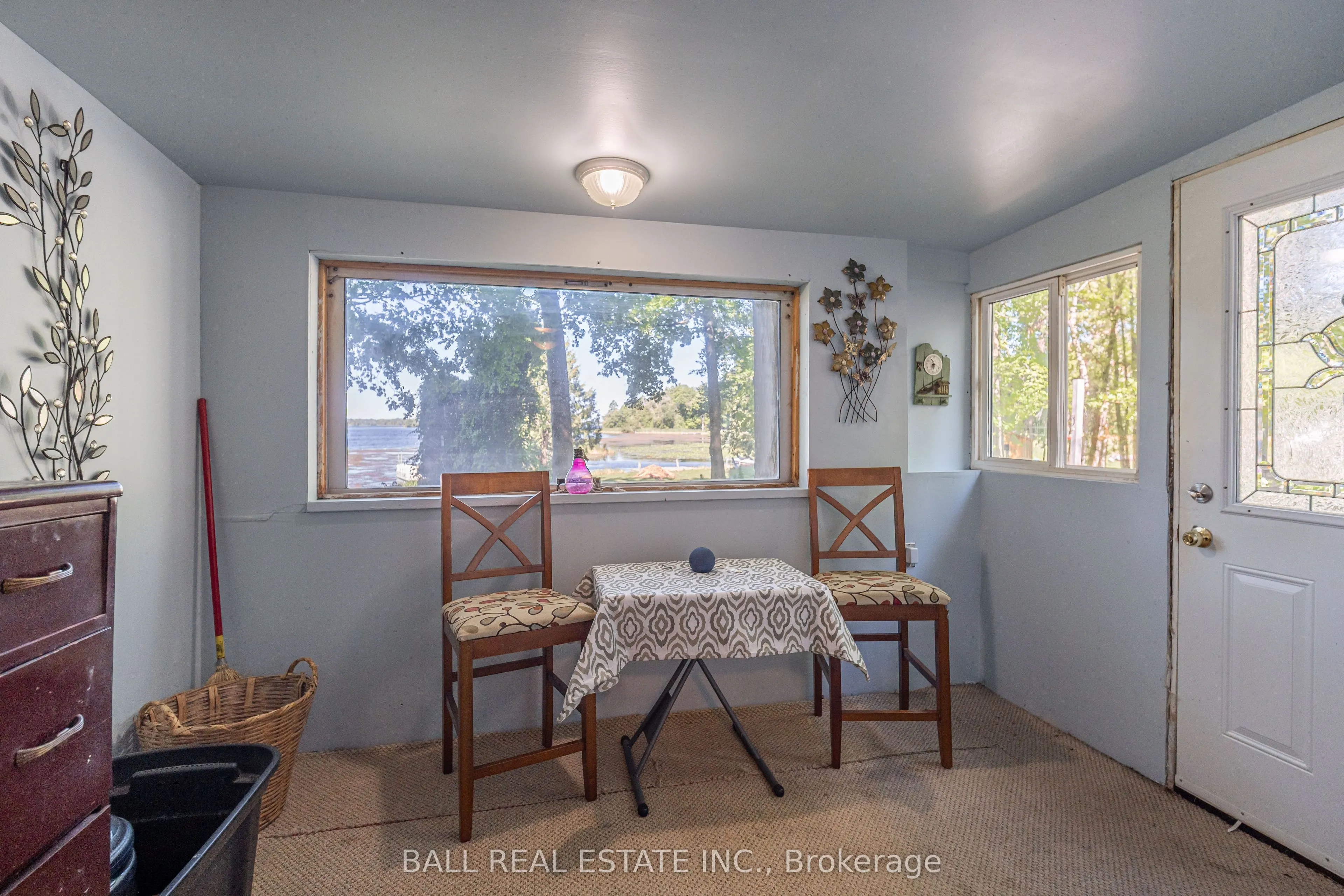 21 Cedar Bay Road N