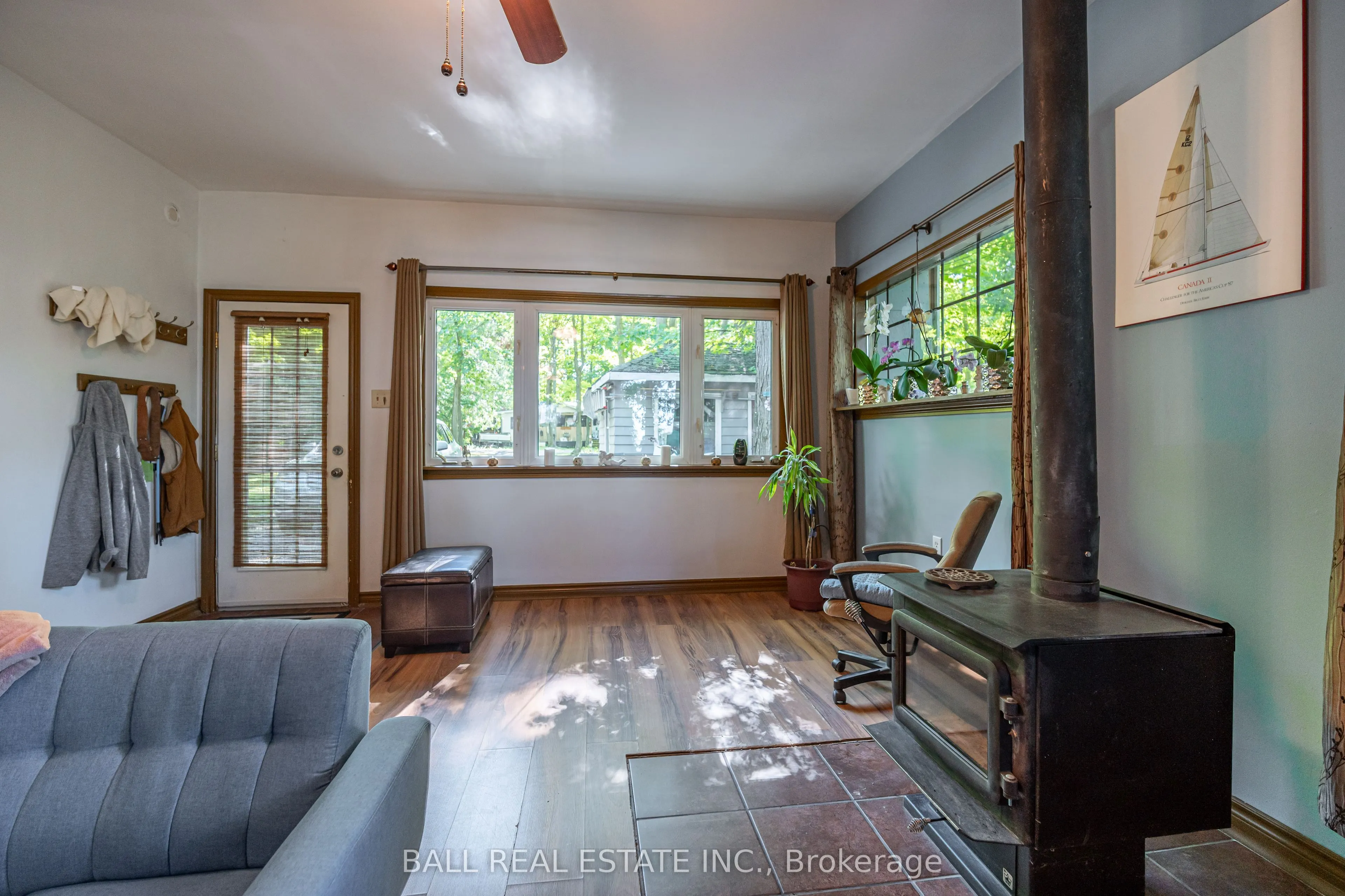 21 Cedar Bay Road N