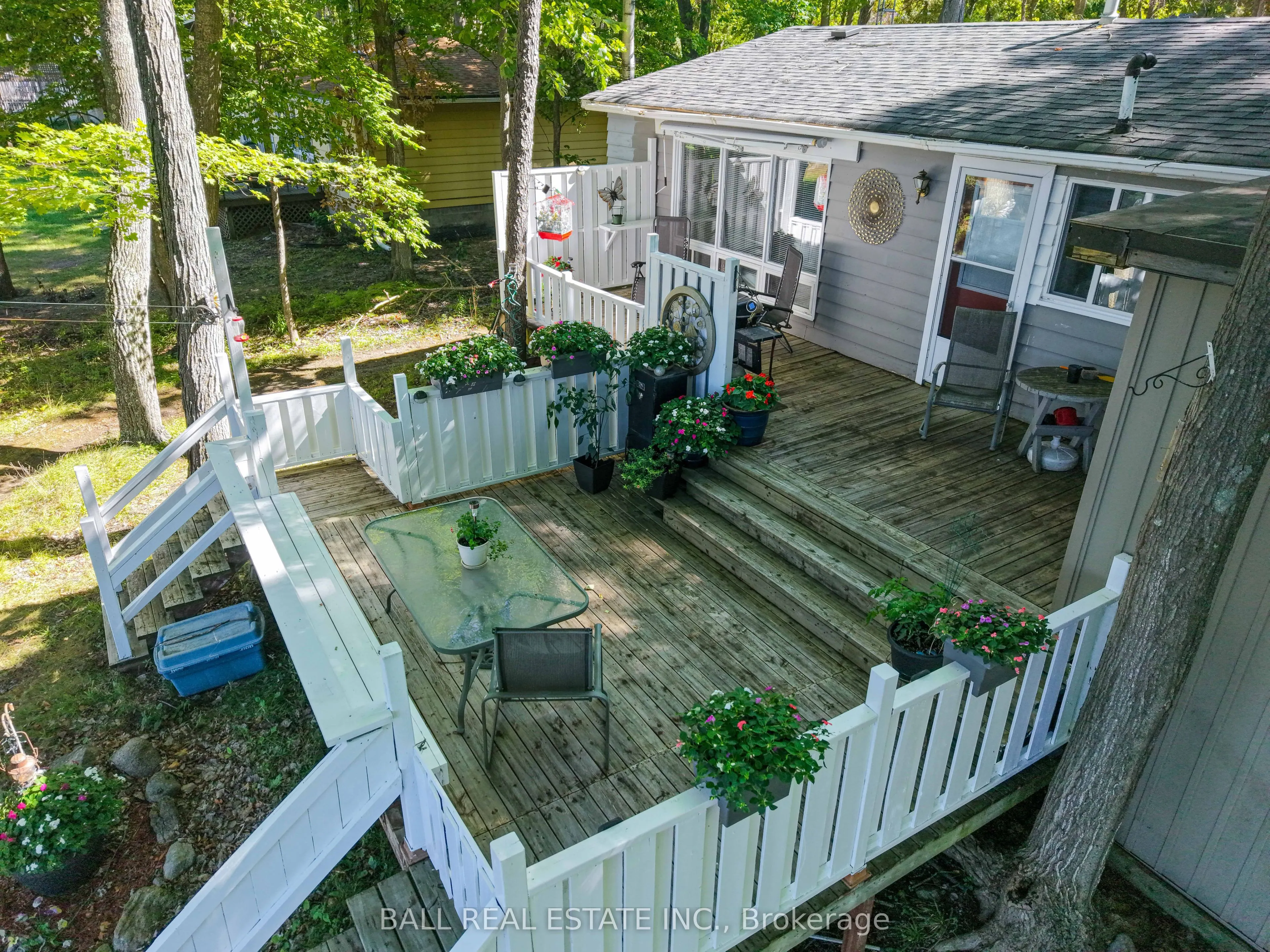21 Cedar Bay Road N