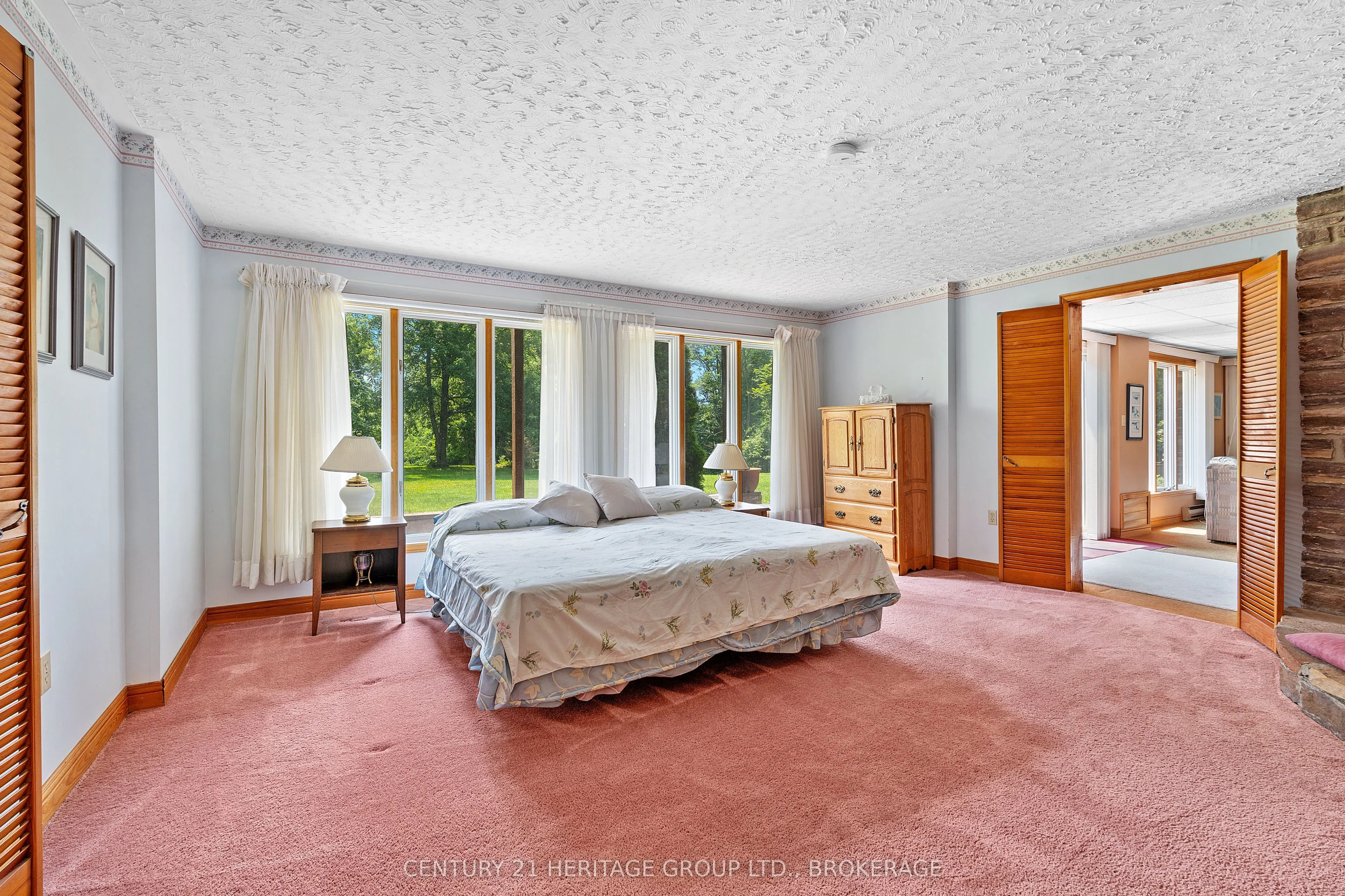1882 Sunbury Road