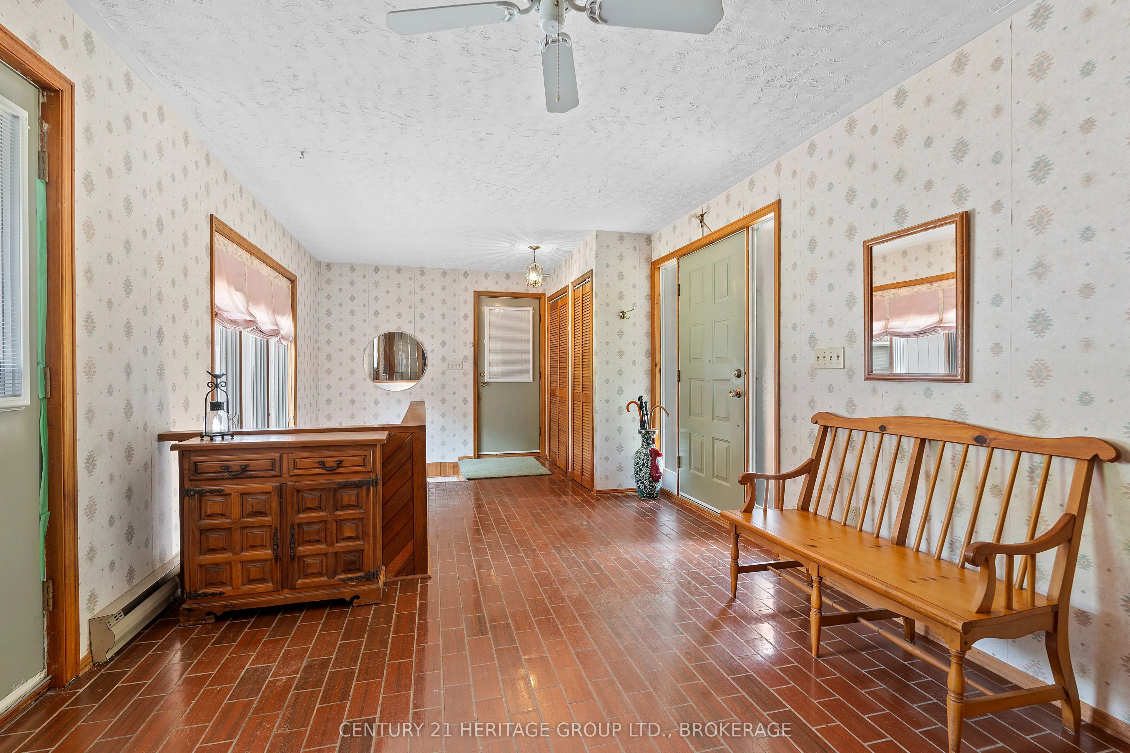 1882 Sunbury Road