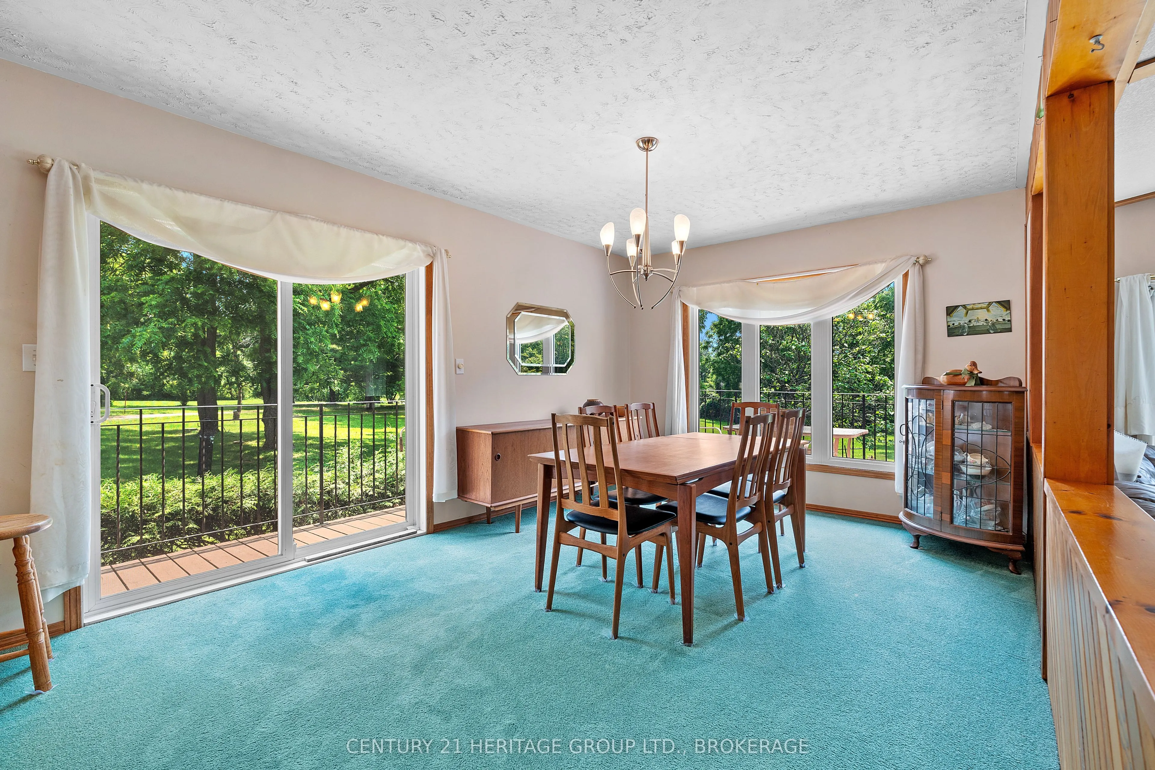 1882 Sunbury Road