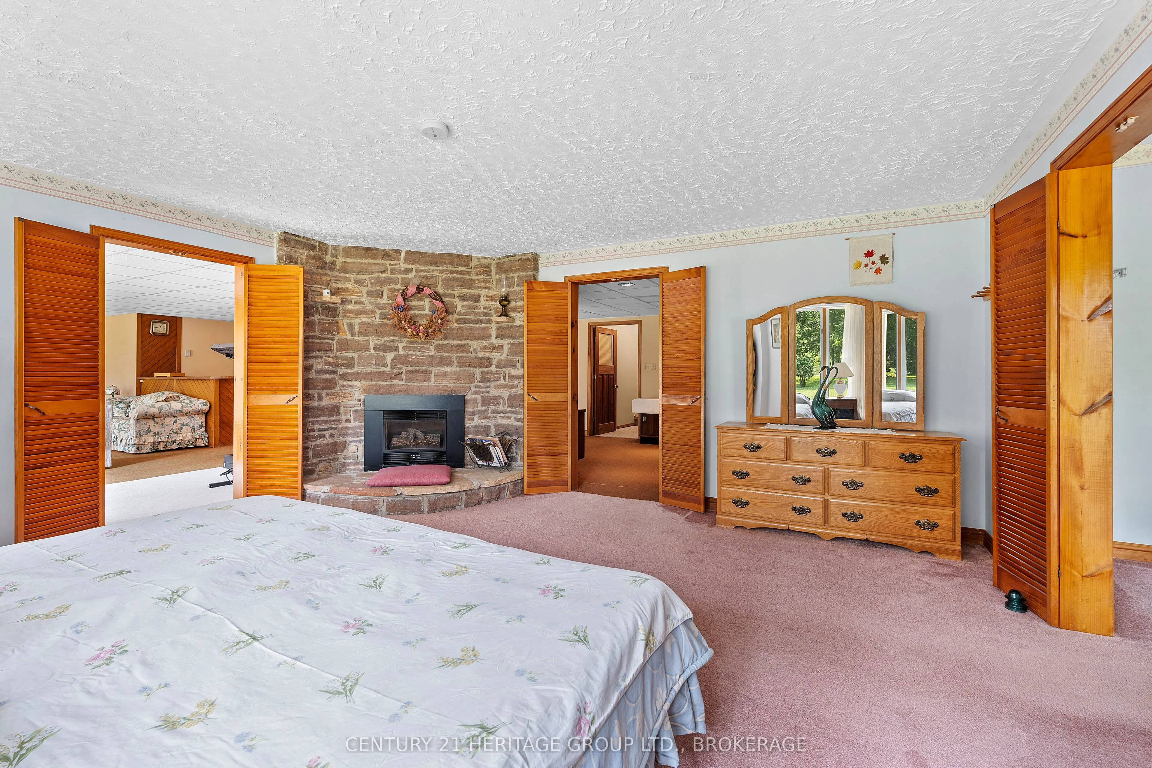 1882 Sunbury Road