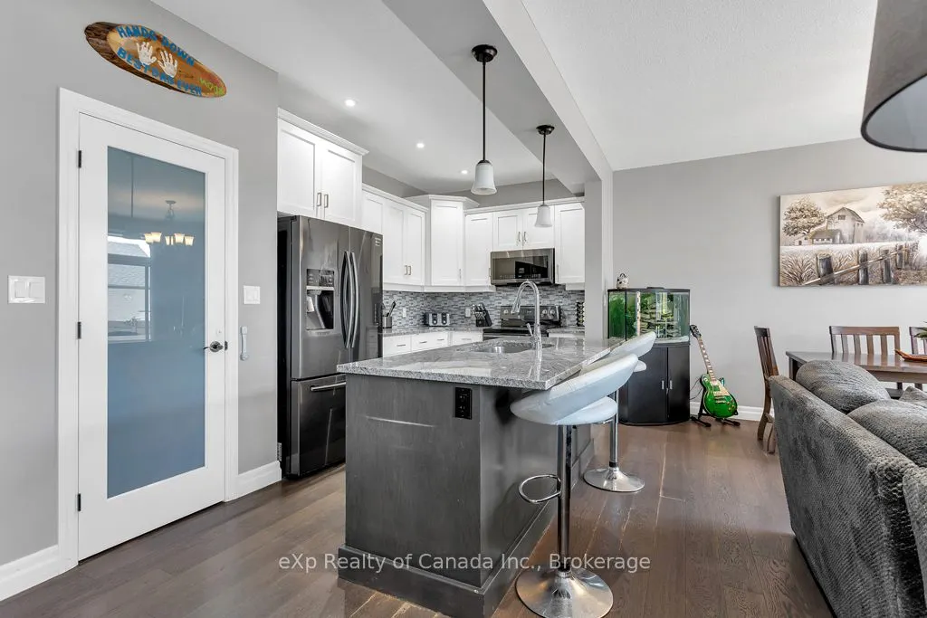 1109 Alberni Road