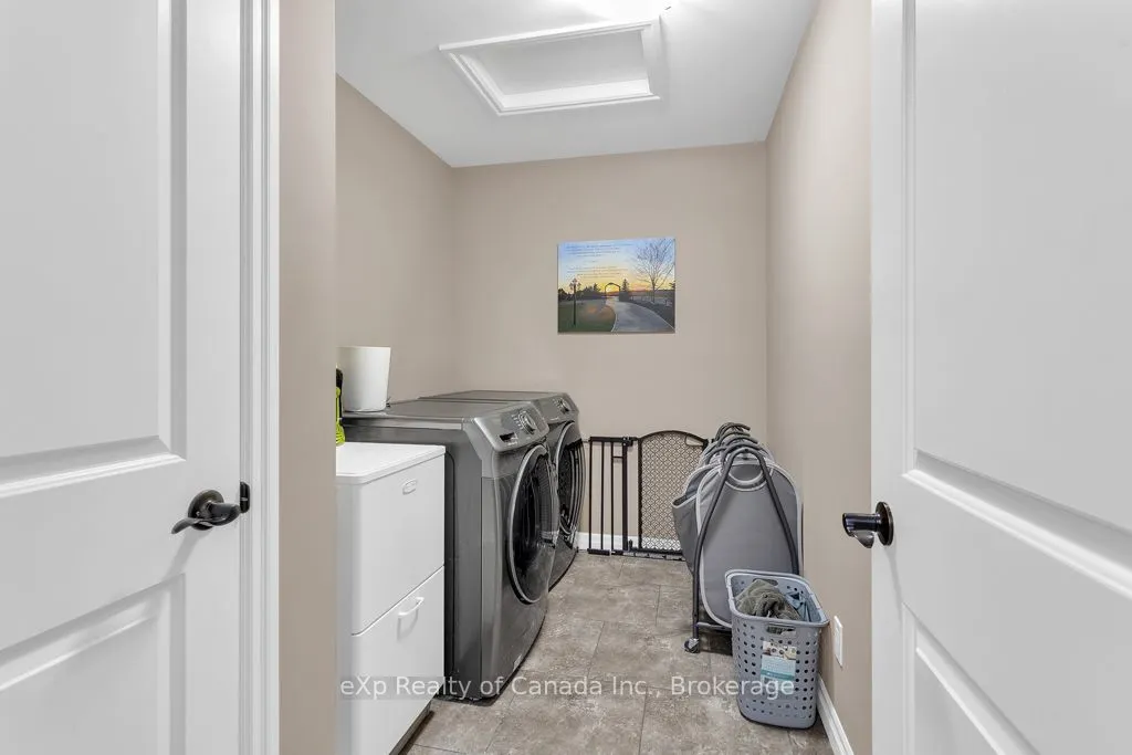 1109 Alberni Road