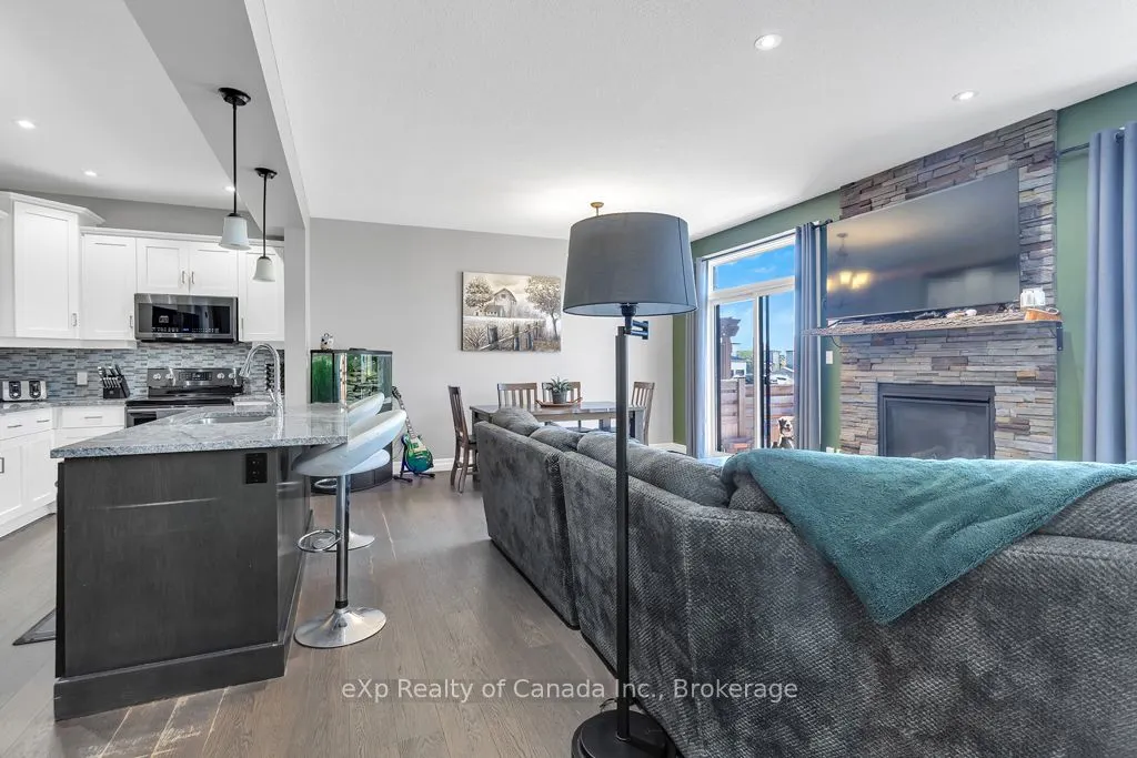 1109 Alberni Road