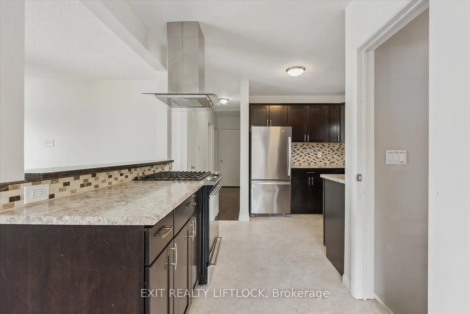 1294 Victory Drive