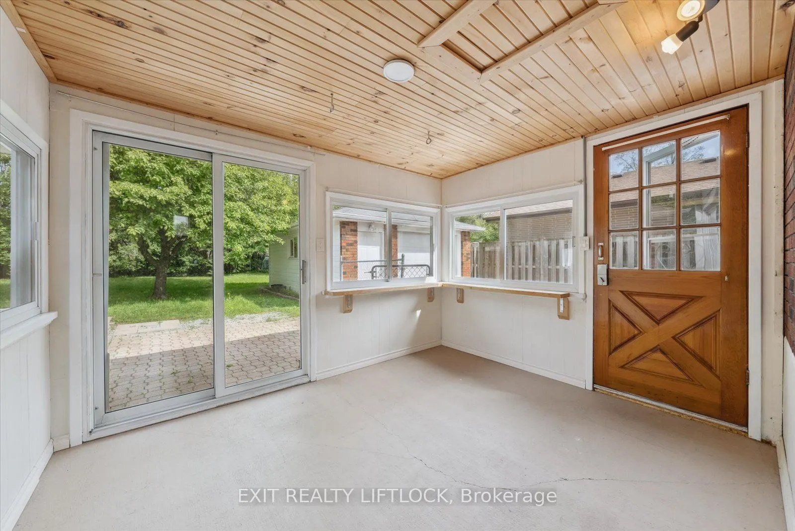 1294 Victory Drive