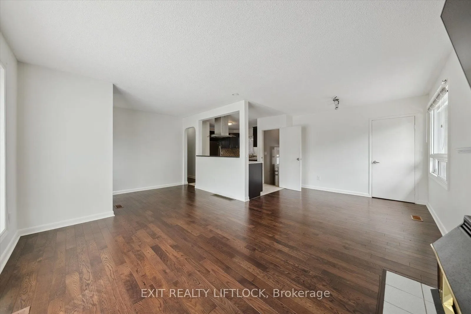 1294 Victory Drive