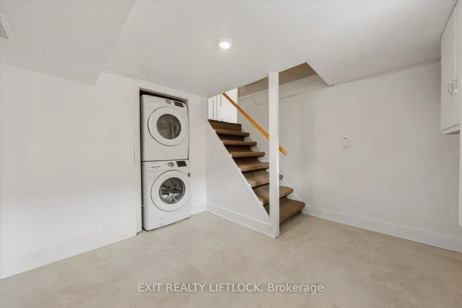 1294 Victory Drive
