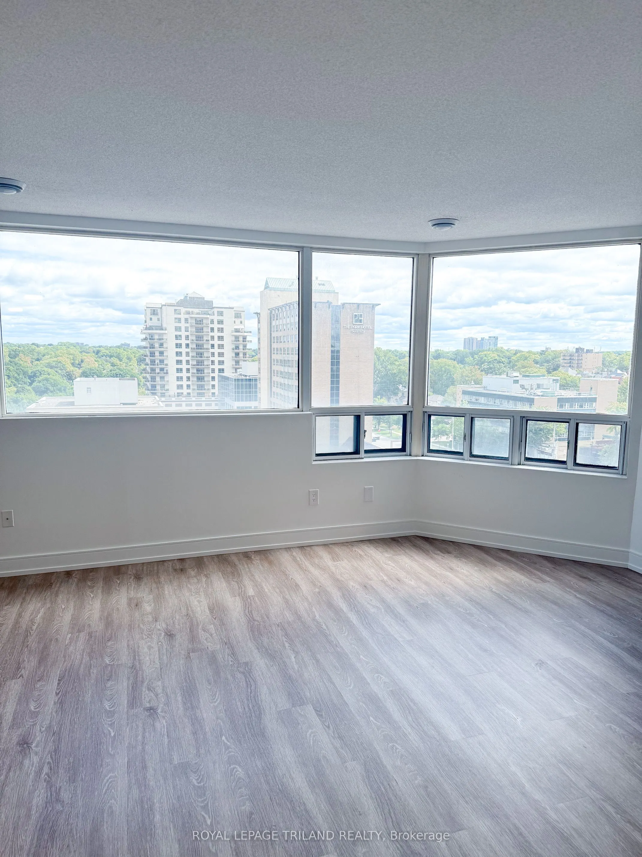 675 RICHMOND Street, #1011