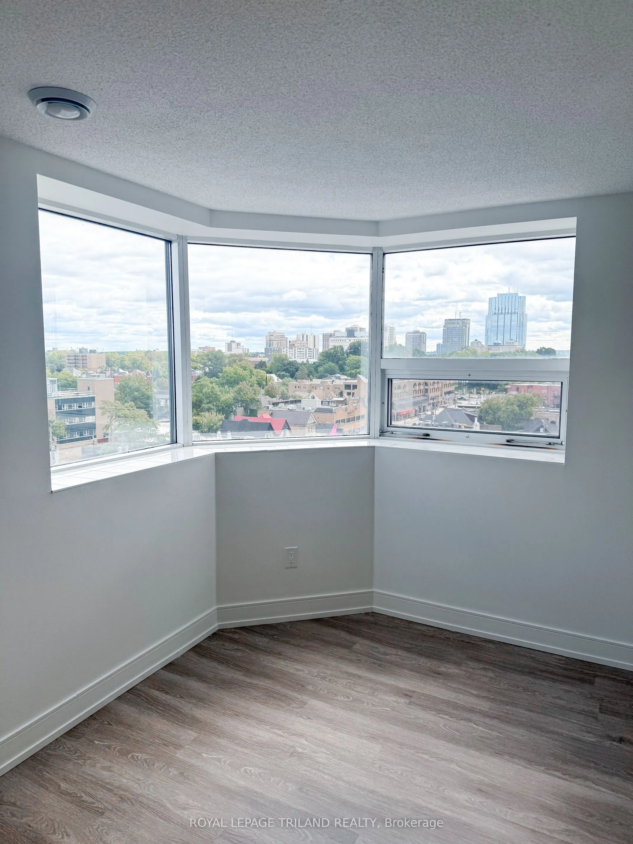 675 RICHMOND Street, #1011