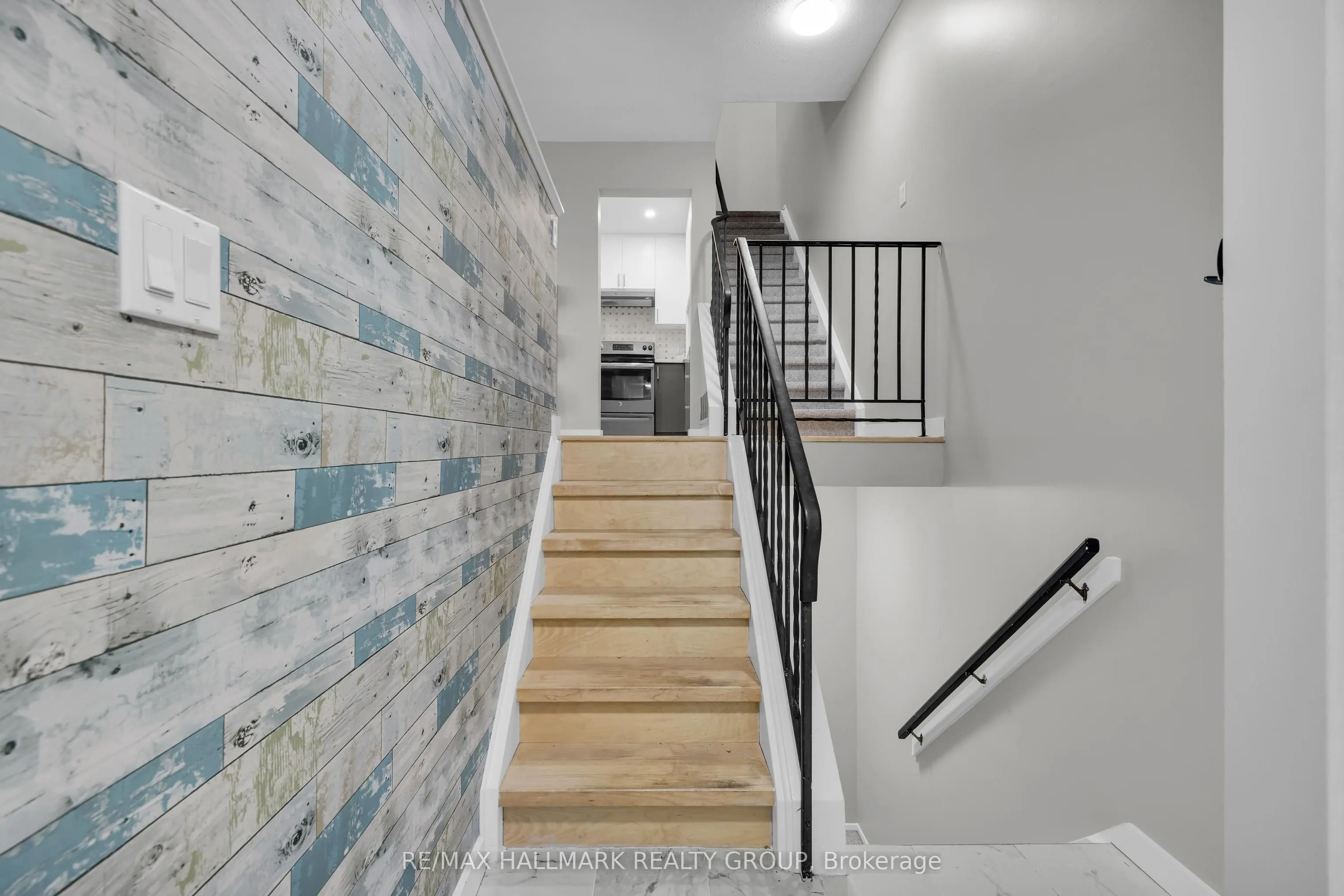 409 Montfort Street, #3