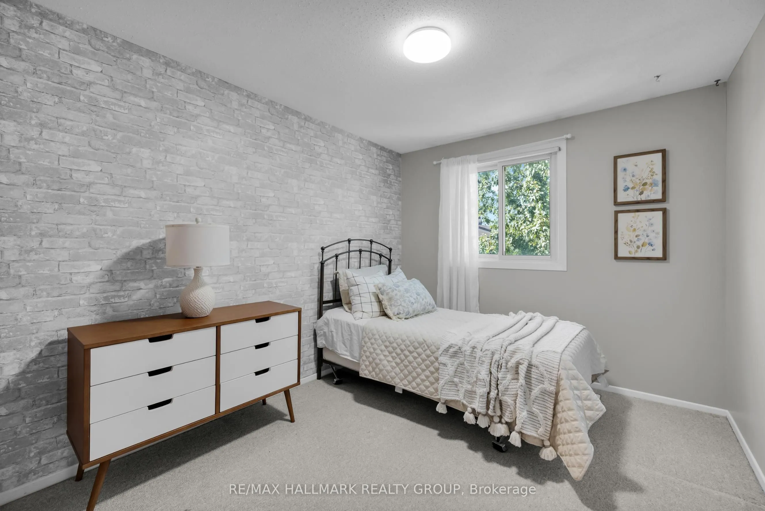 409 Montfort Street, #3