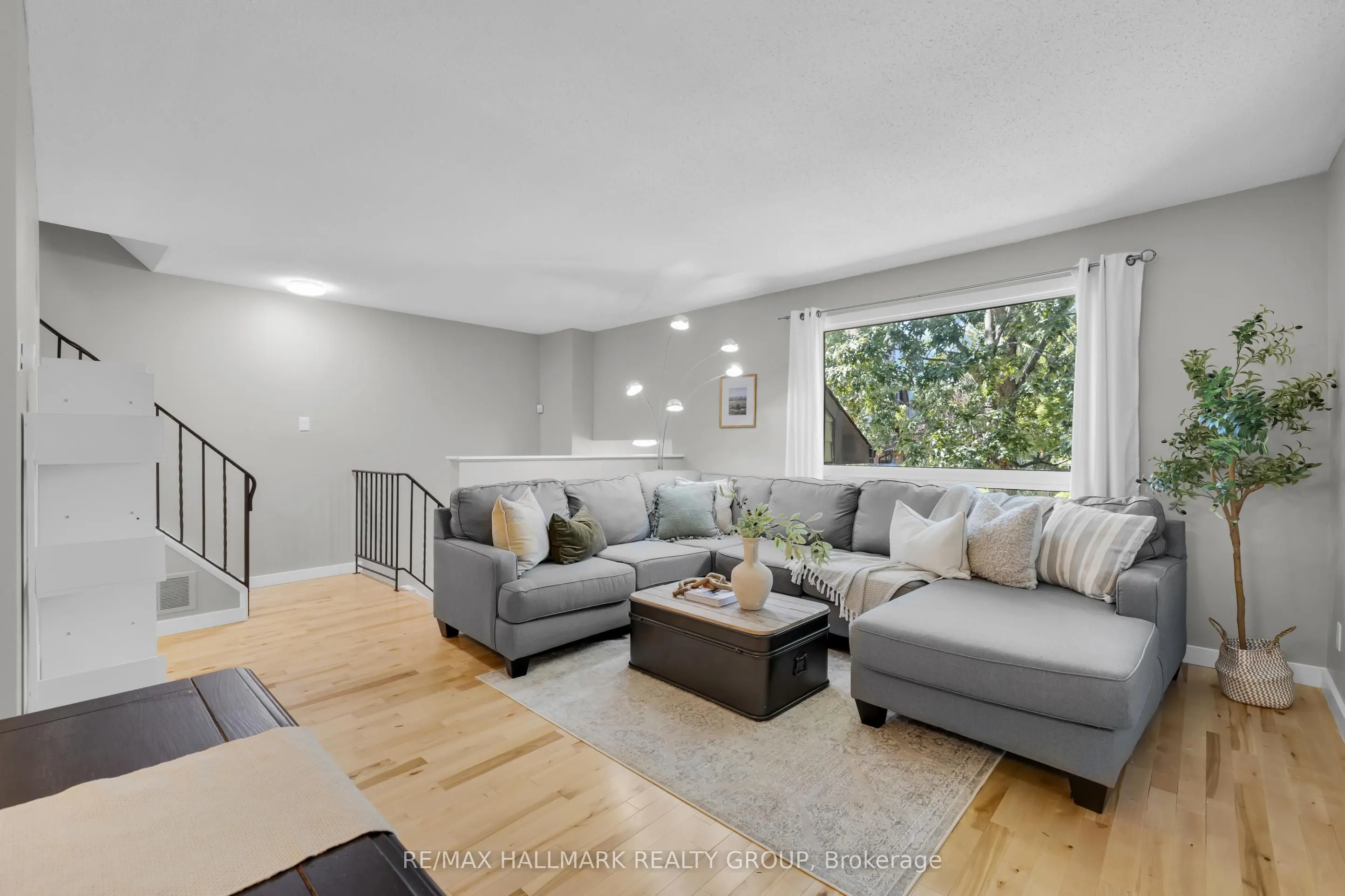 409 Montfort Street, #3