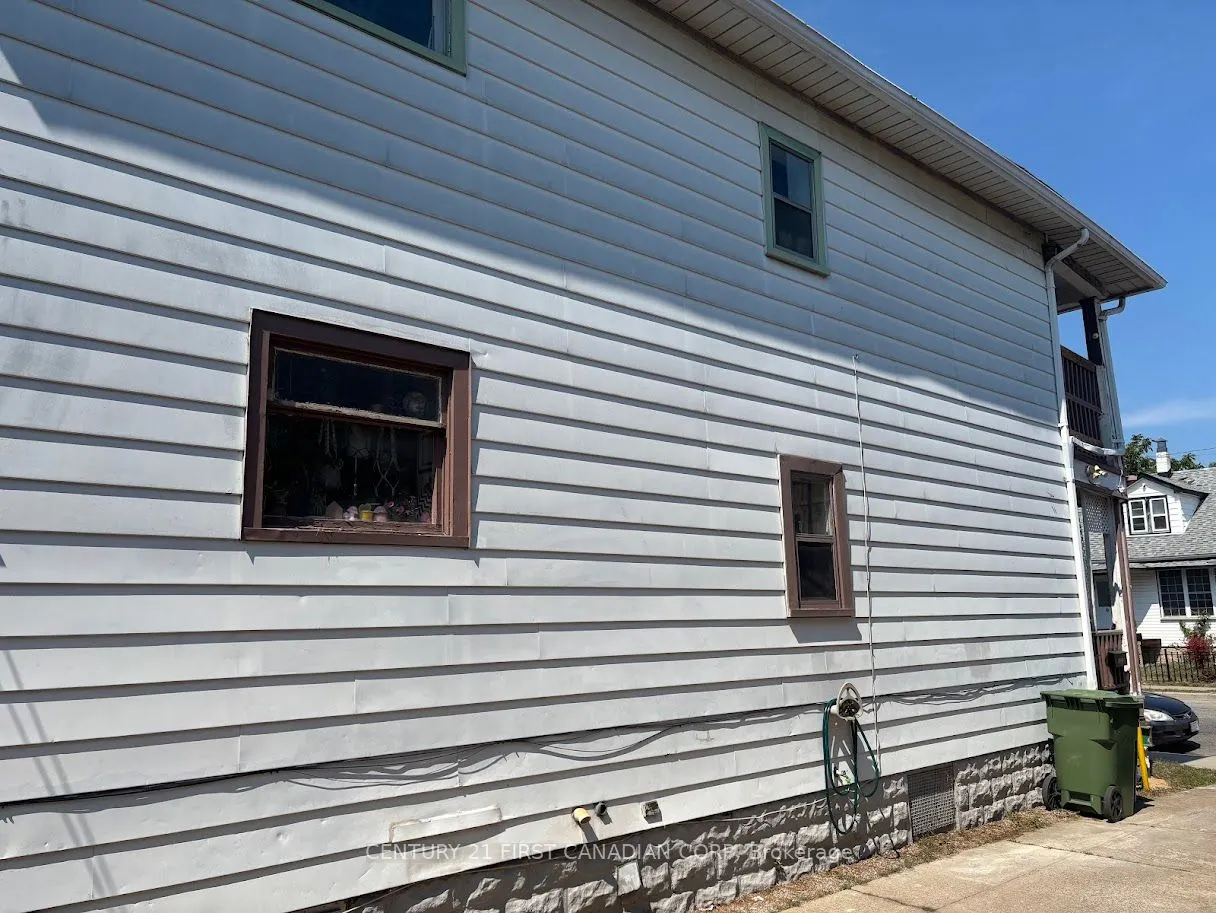 1629 Drouillard Road