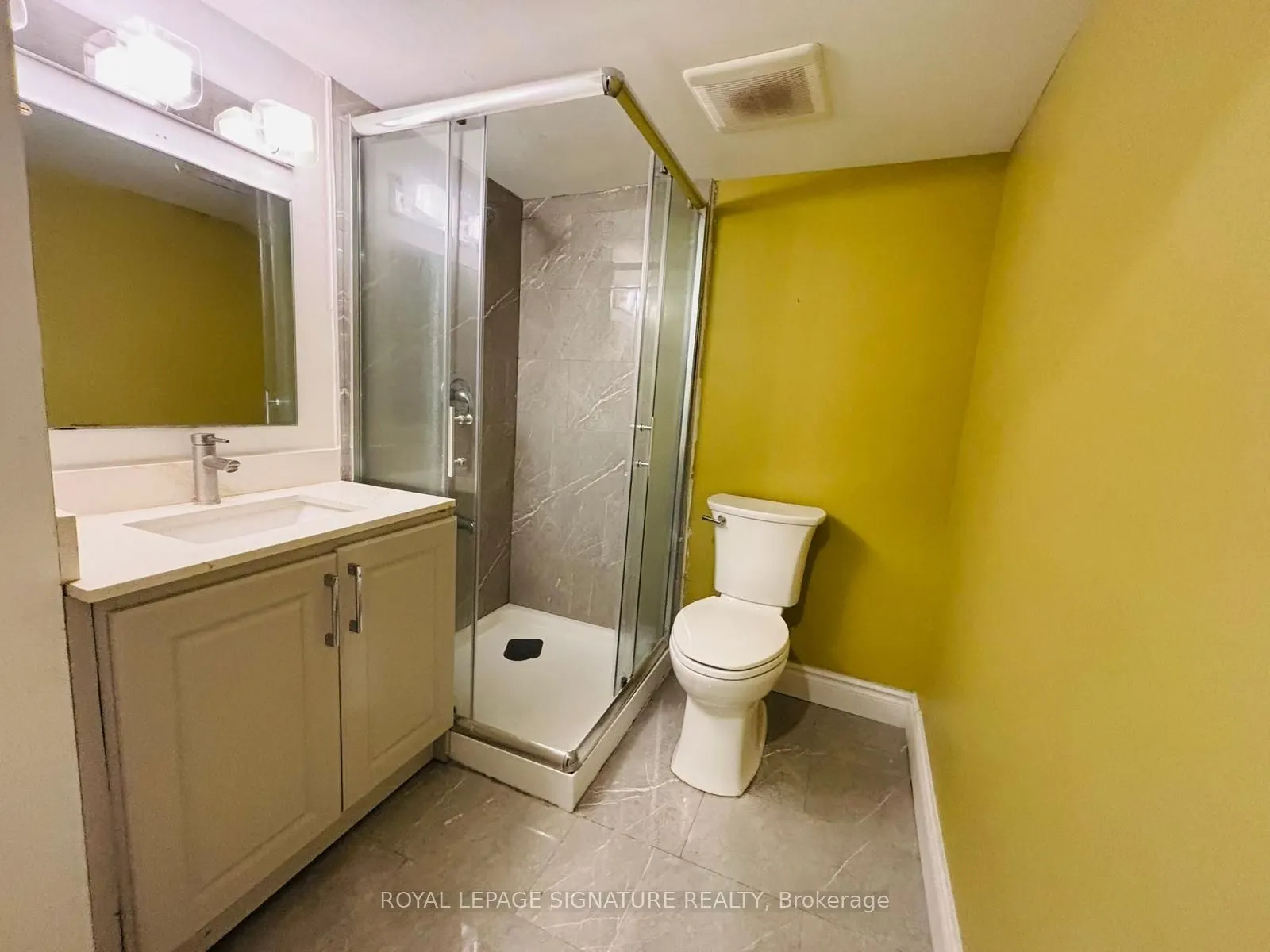 1442 Pineview Court