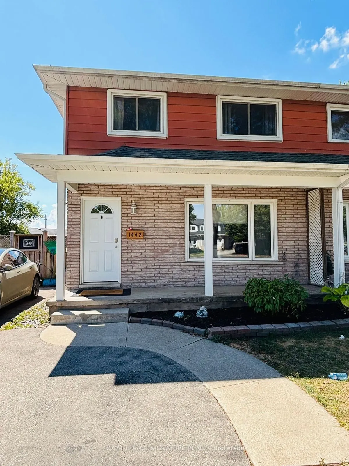 1442 Pineview Court