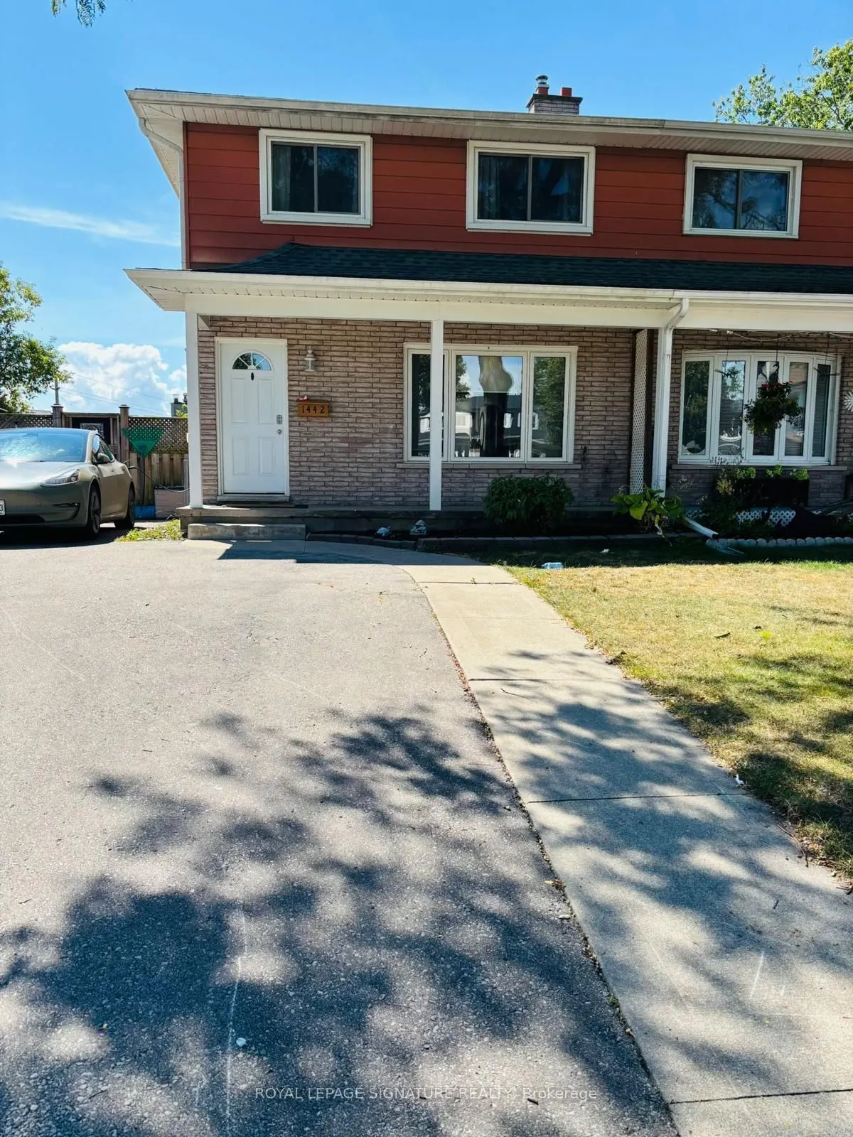 1442 Pineview Court