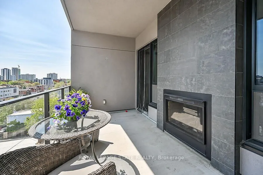 181 James Street N