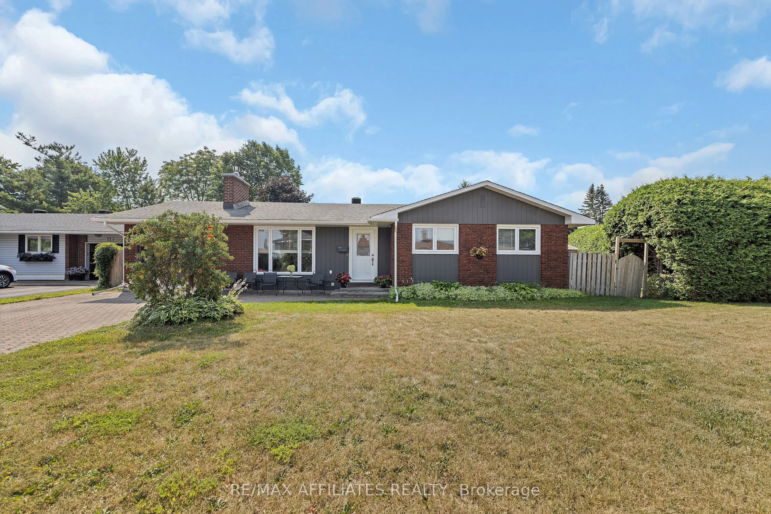 11 Tripp Crescent